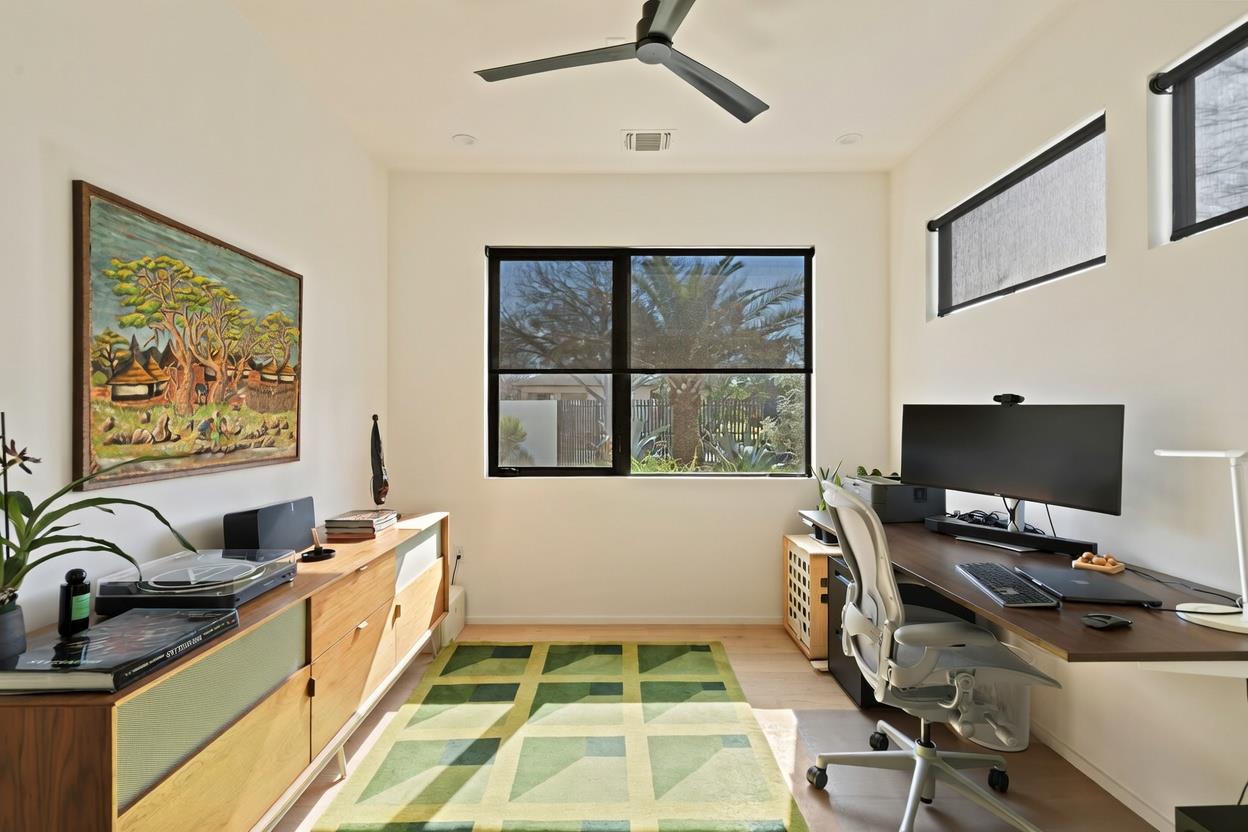 30 Chalmers Ave, Austin, TX 78702