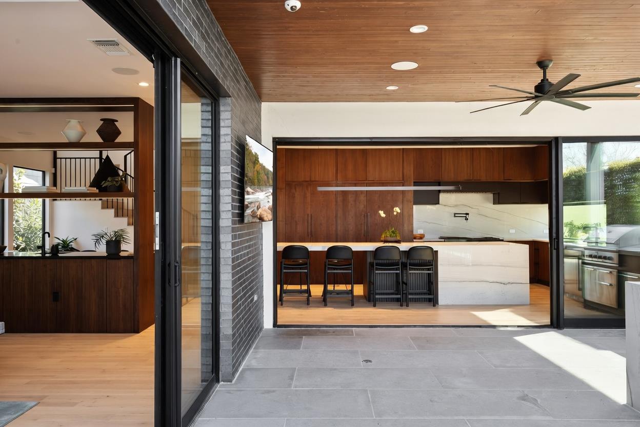 30 Chalmers Ave, Austin, TX 78702