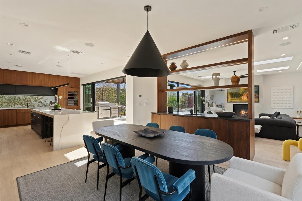 30 Chalmers Ave, Austin, TX 78702