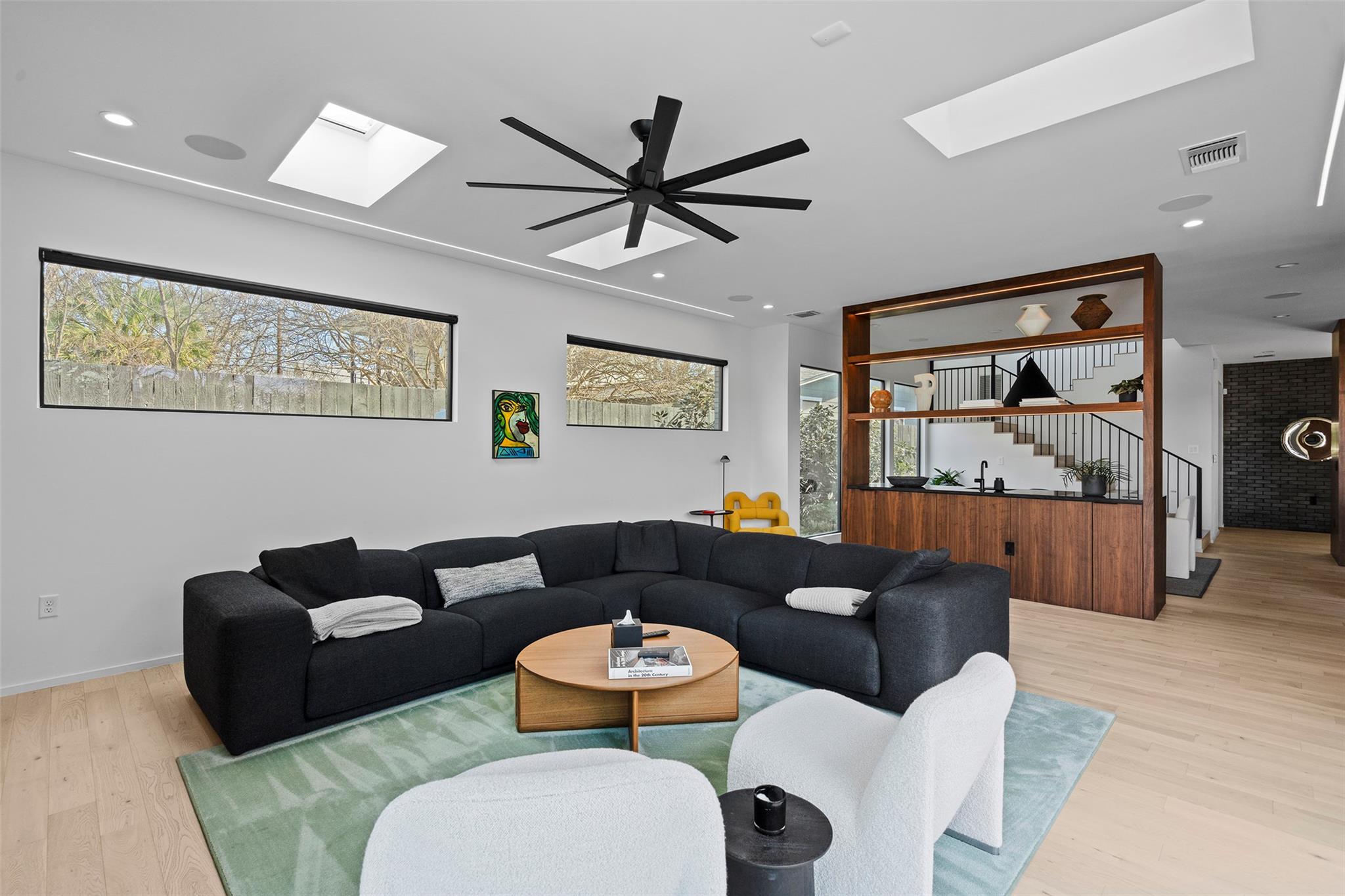 30 Chalmers Ave, Austin, TX 78702