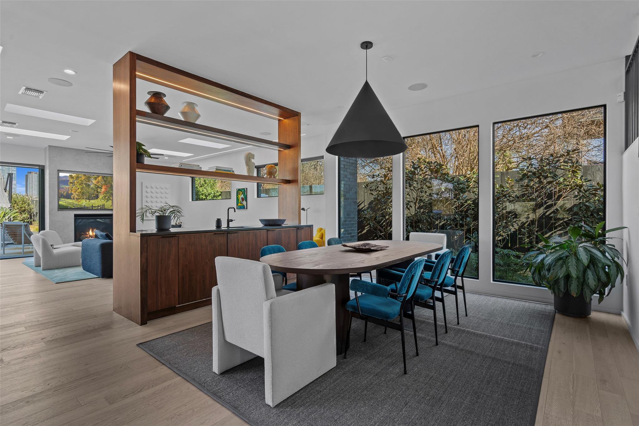 30 Chalmers Ave, Austin, TX 78702