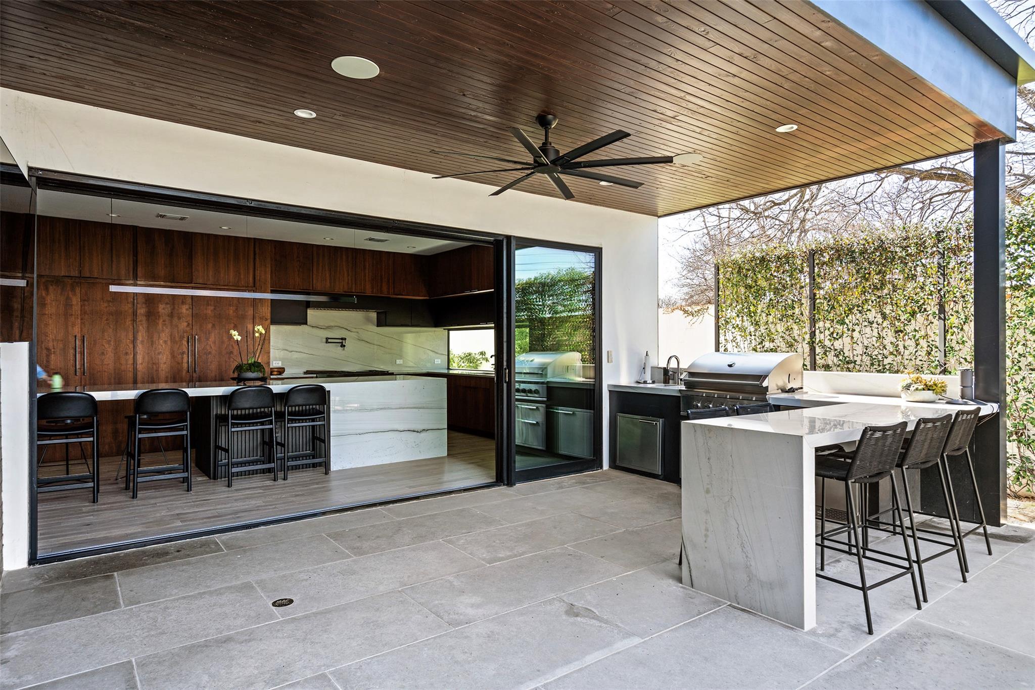 30 Chalmers Ave, Austin, TX 78702