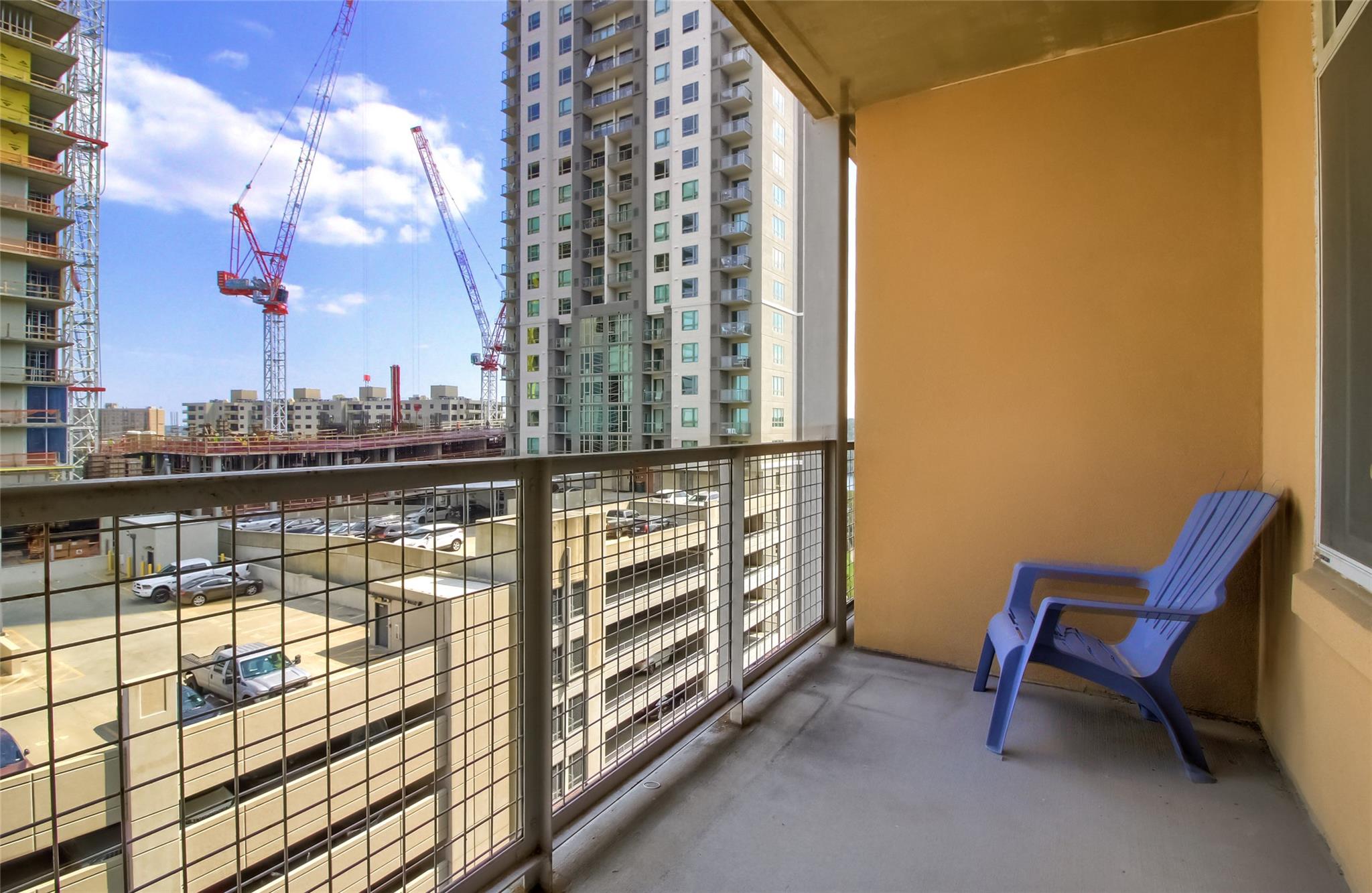 54 Rainey St # 1109, Austin, TX 78701