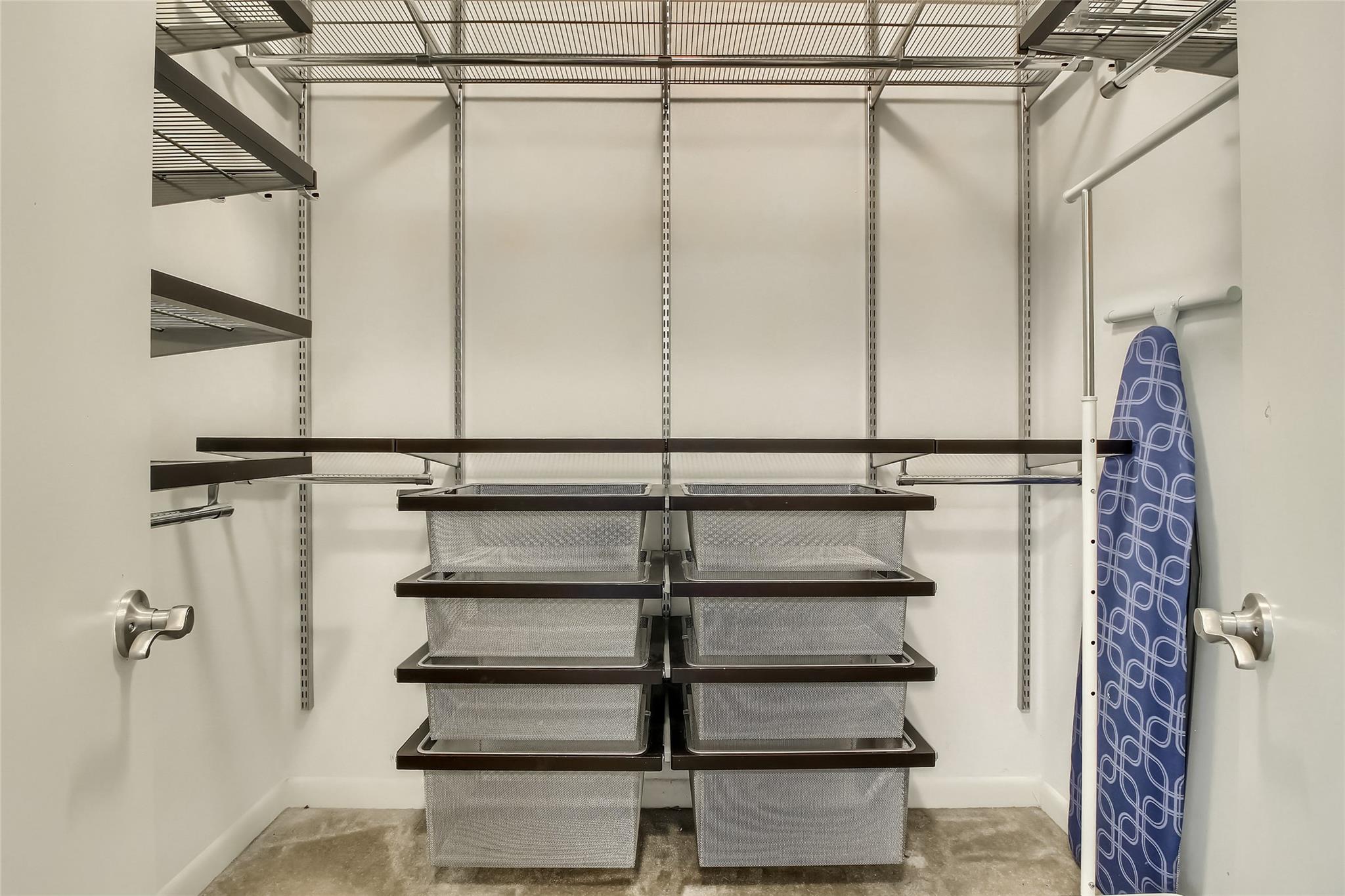 54 Rainey St # 1109, Austin, TX 78701