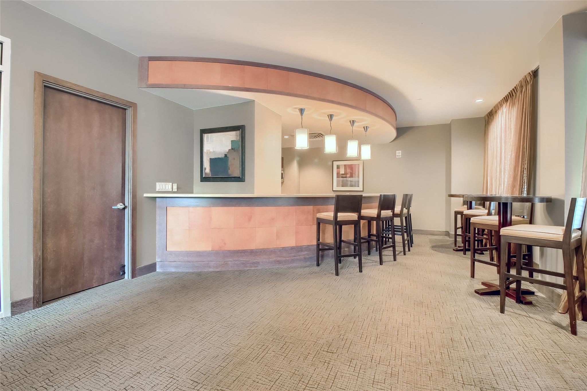 54 Rainey St # 1109, Austin, TX 78701