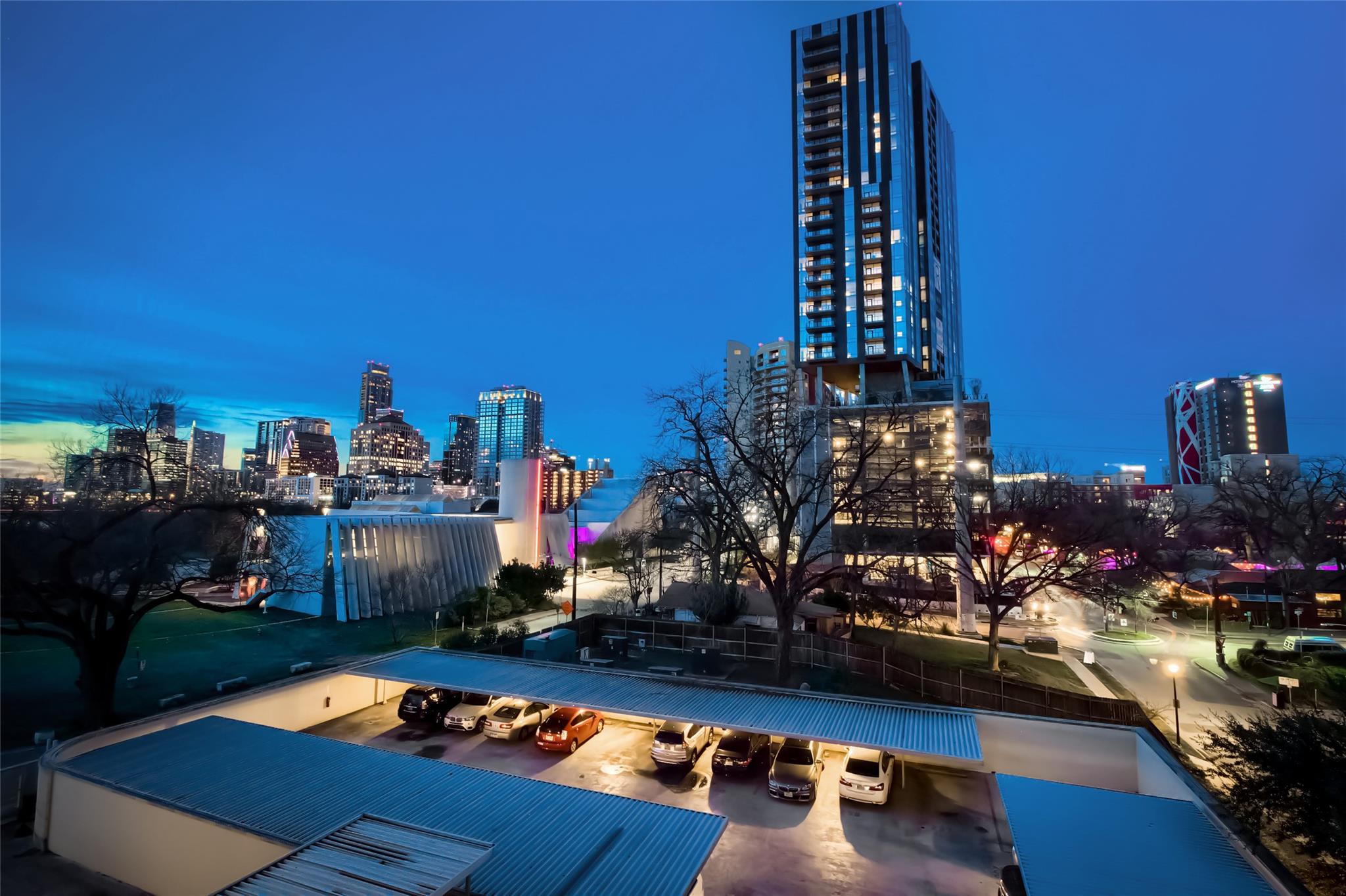 54 Rainey St # 1109, Austin, TX 78701