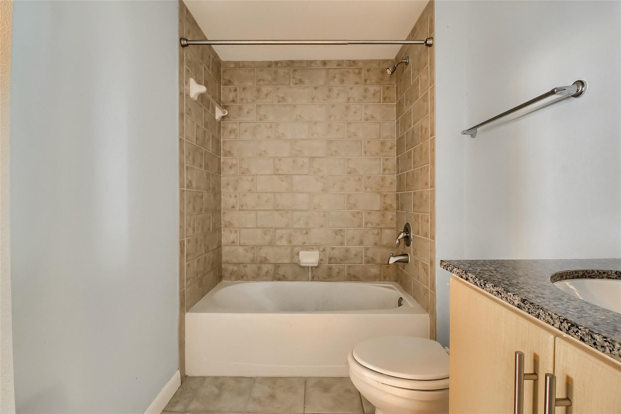 54 Rainey St # 1109, Austin, TX 78701