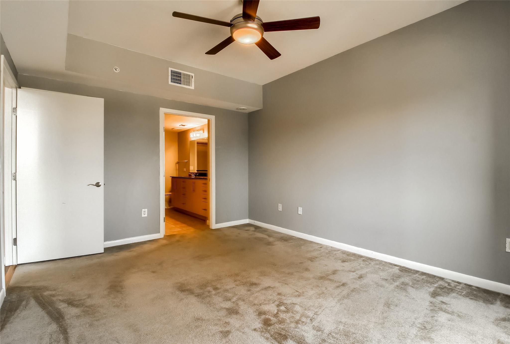 54 Rainey St # 1109, Austin, TX 78701