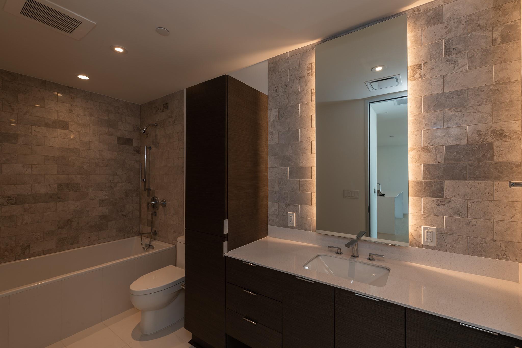 301 West Ave # 1802, Austin, TX 78701