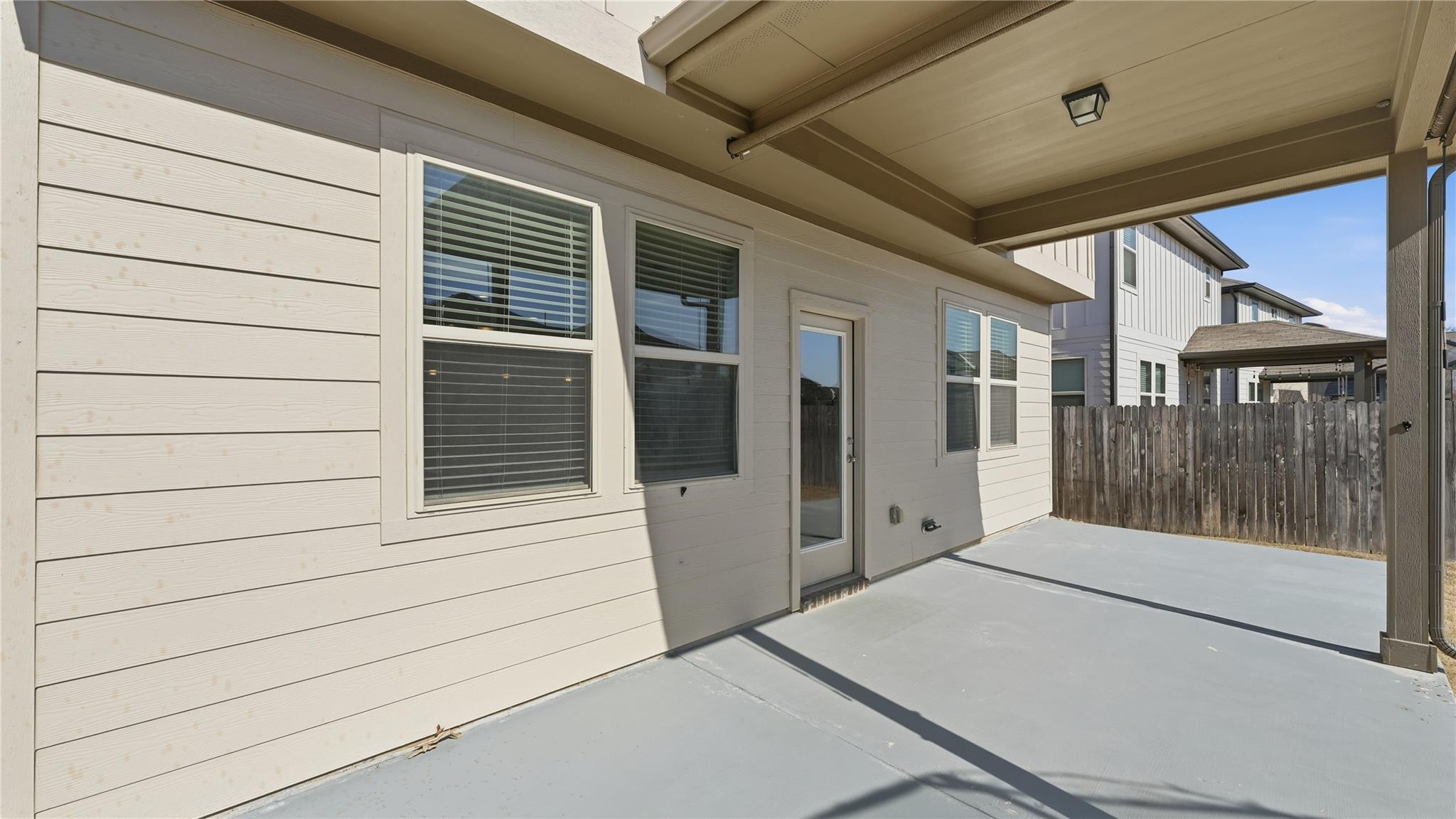 172 Brady Creek Way, Leander, TX 78641