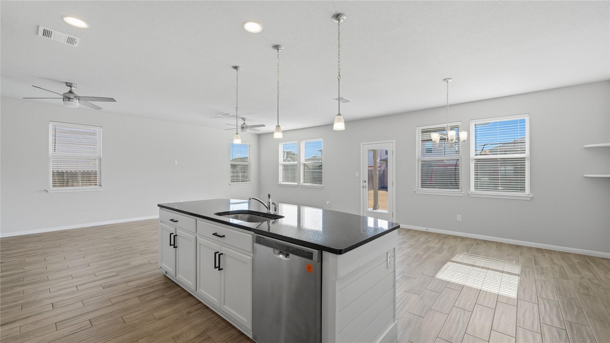 172 Brady Creek Way, Leander, TX 78641