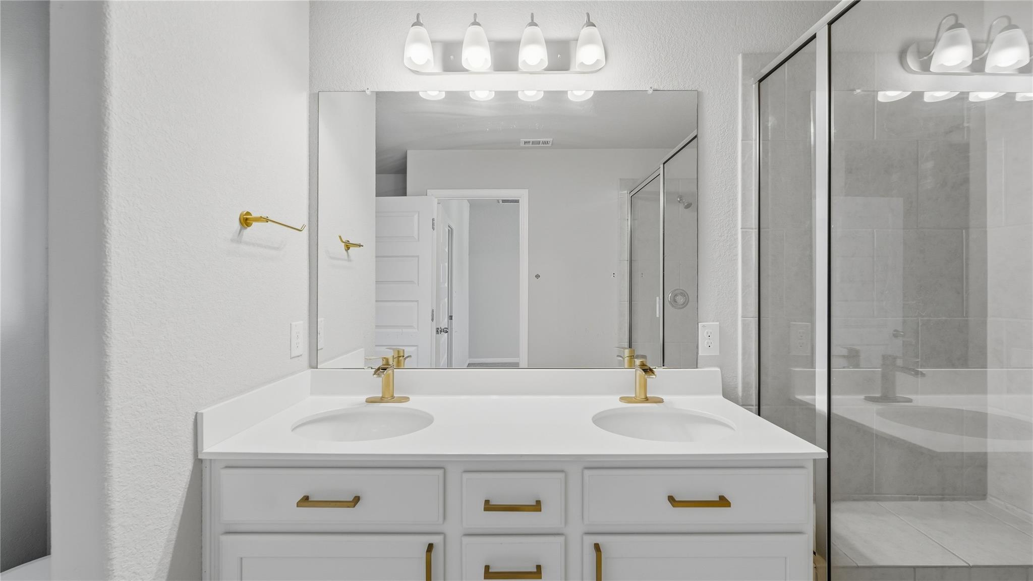 172 Brady Creek Way, Leander, TX 78641