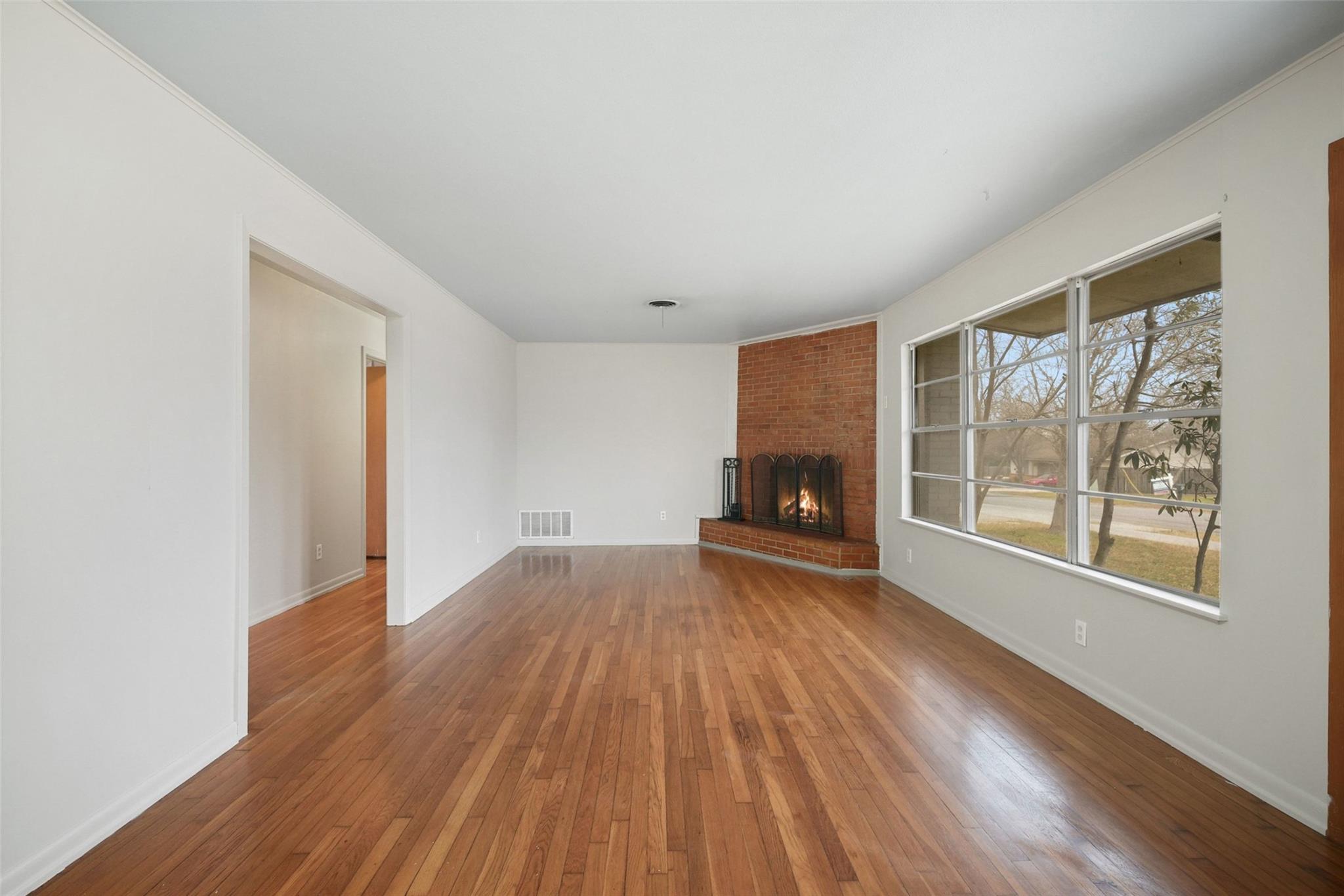 904 Neans Dr, Austin, TX 78758