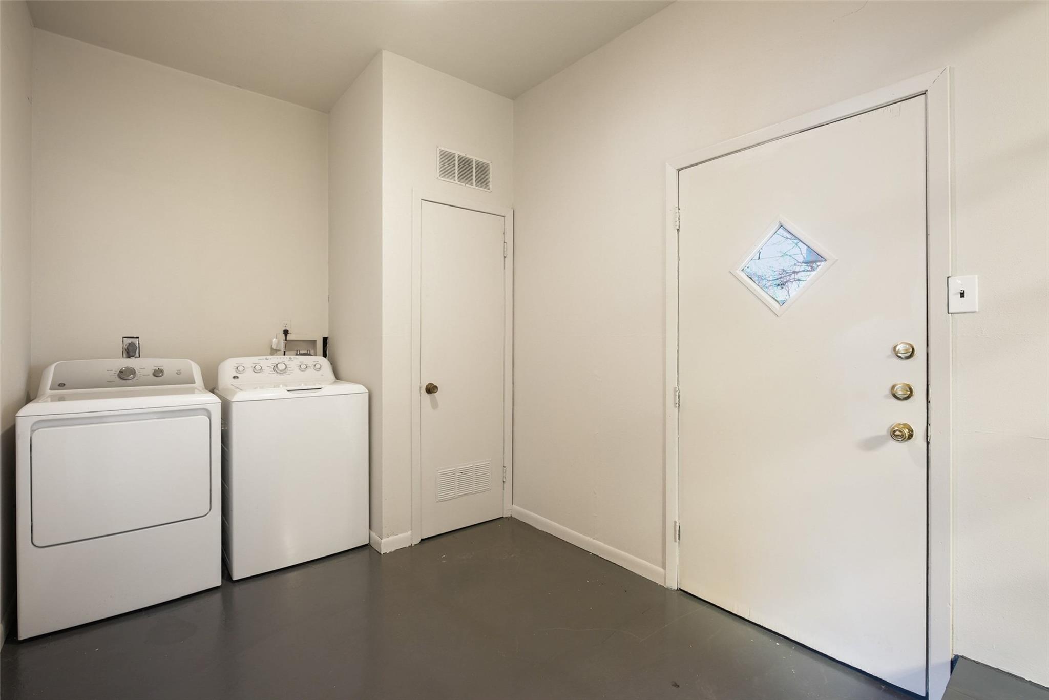 904 Neans Dr, Austin, TX 78758