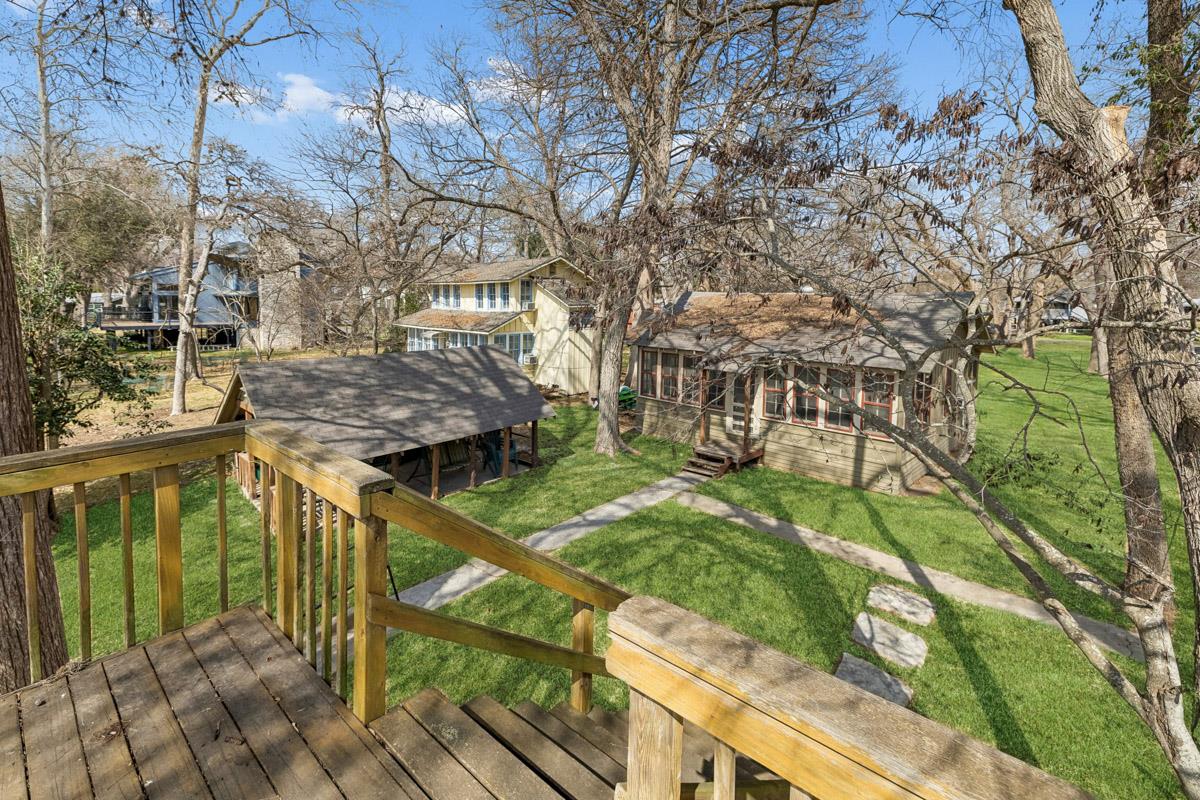 1307 Terminal Loop Rd, McQueeney, TX 78123