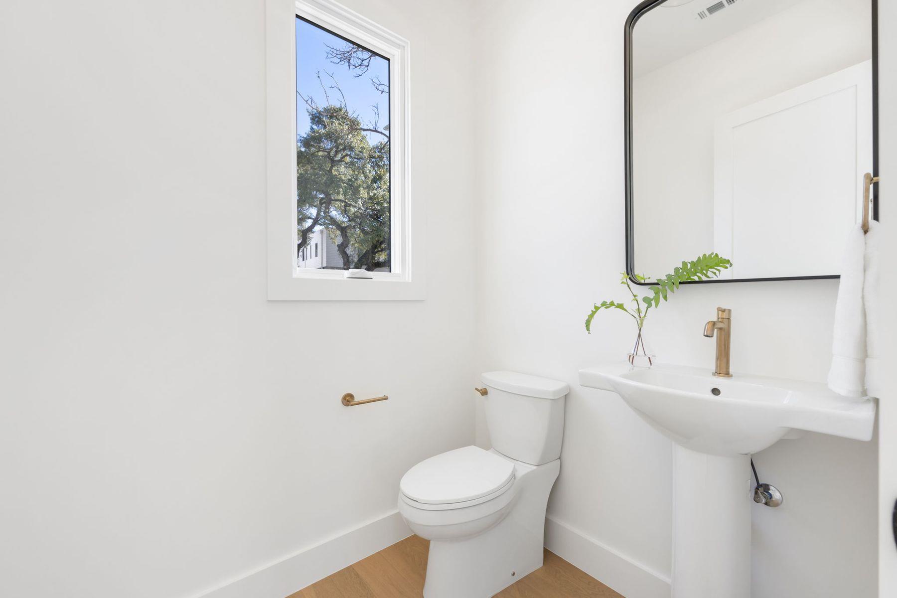 2406 Euclid Ave # 2, Austin, TX 78704