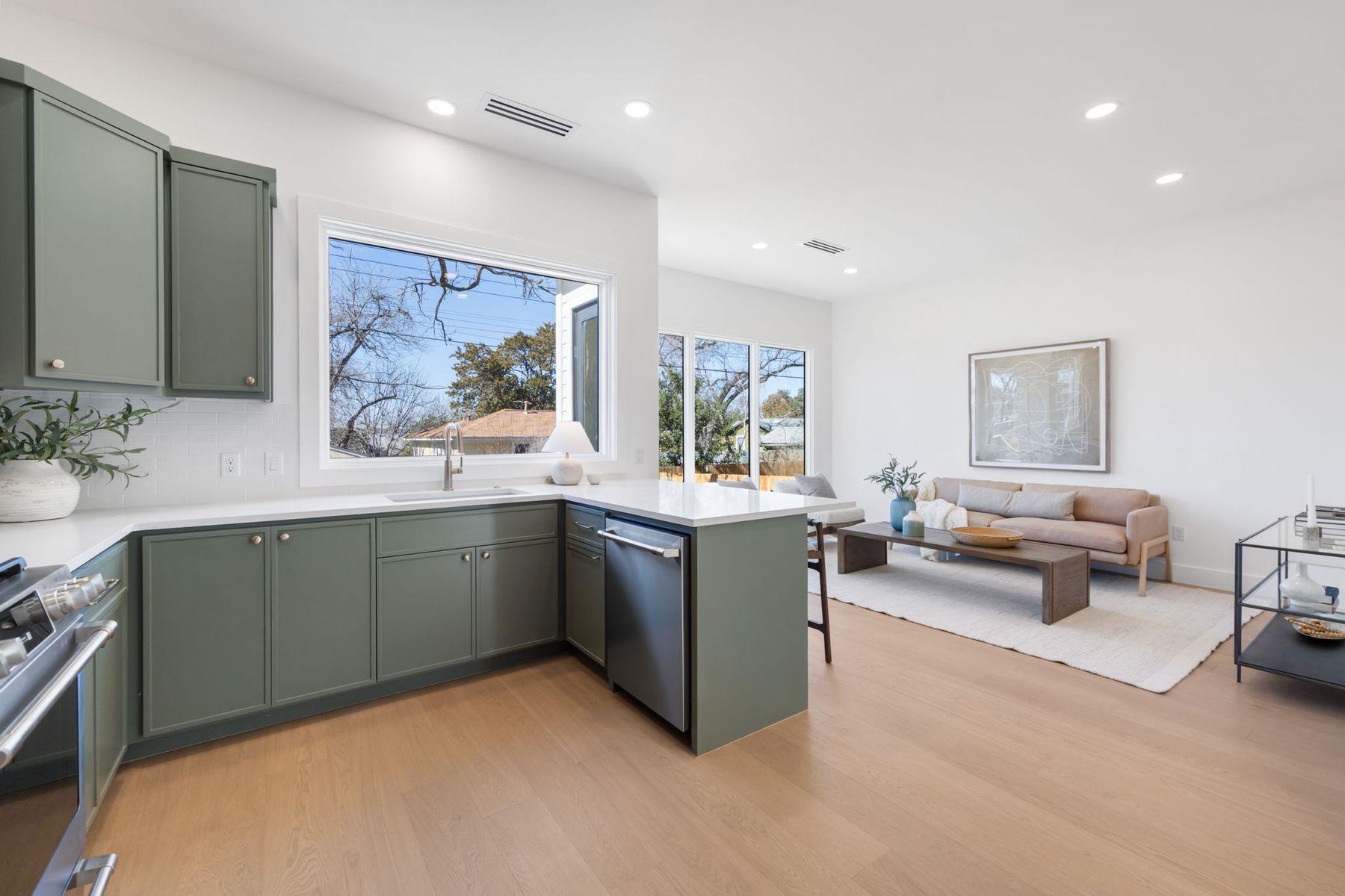 2406 Euclid Ave # 2, Austin, TX 78704