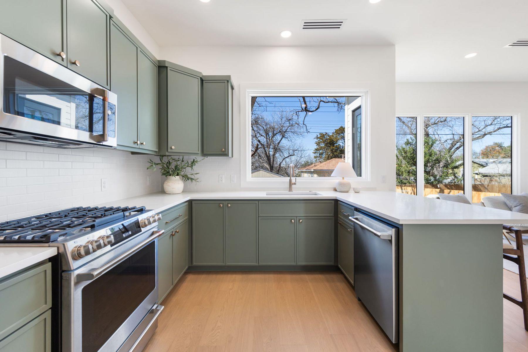 2406 Euclid Ave # 2, Austin, TX 78704