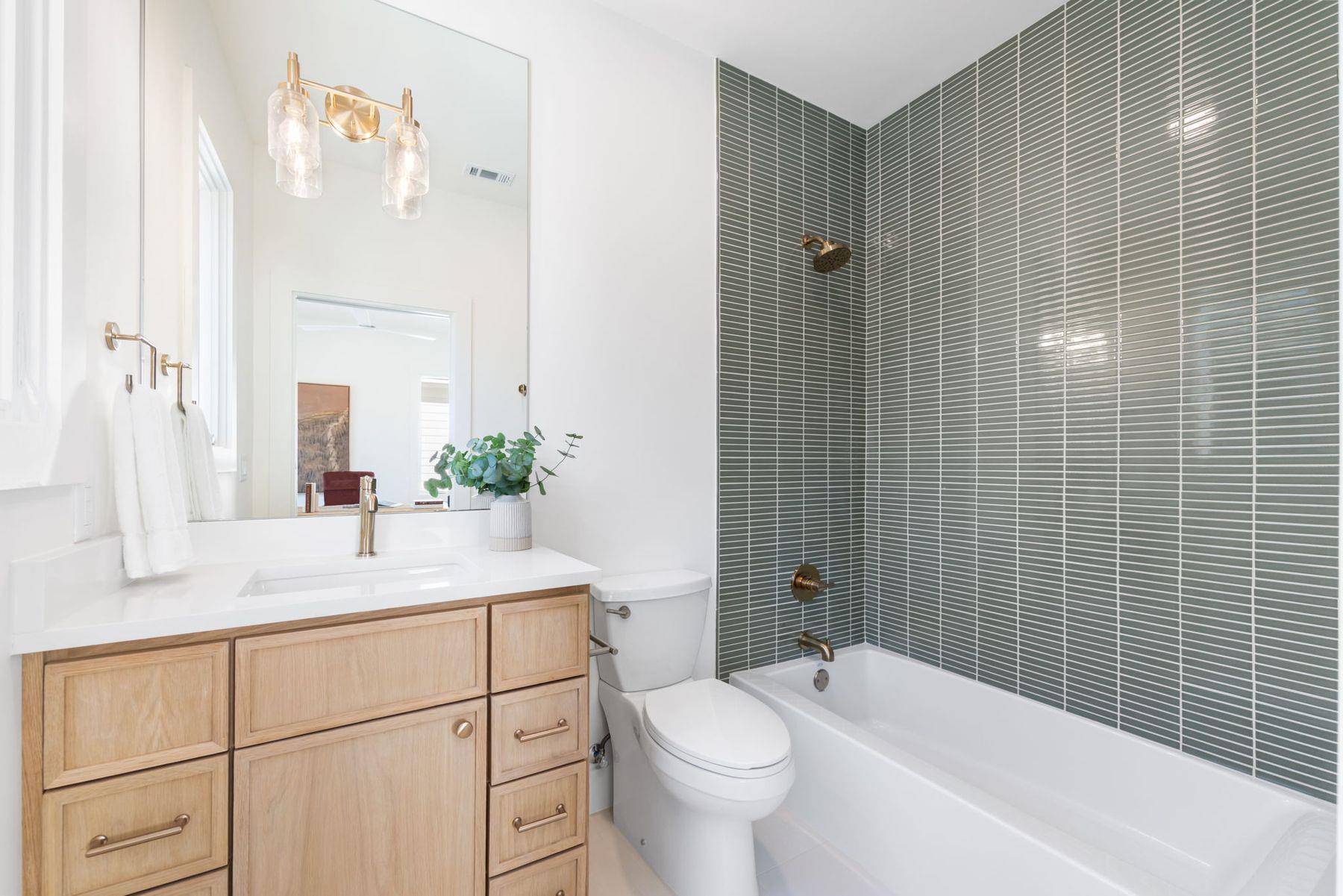 2406 Euclid Ave # 2, Austin, TX 78704