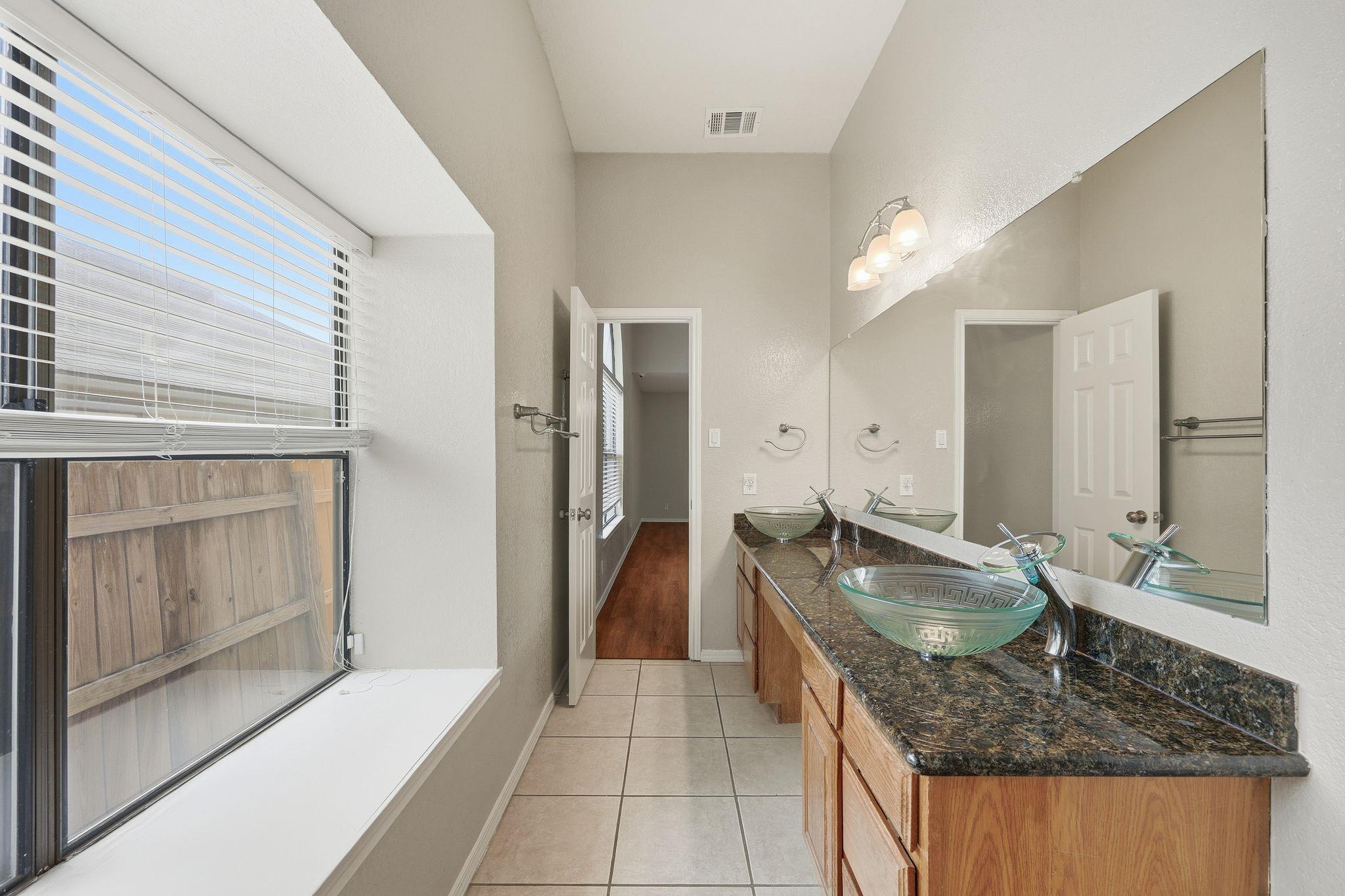 3426 Serene Grove Grv, San Antonio, TX 78247