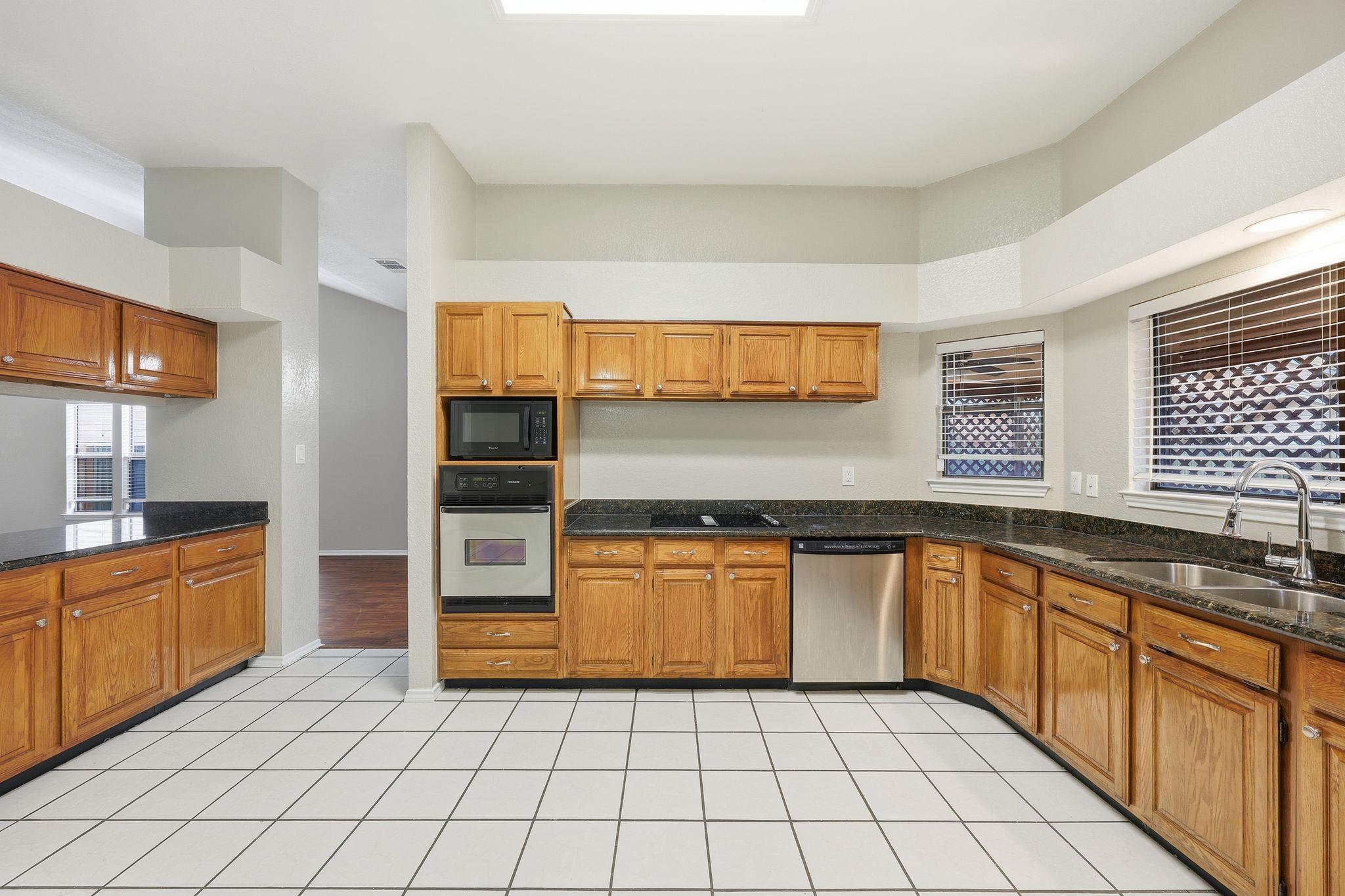 3426 Serene Grove Grv, San Antonio, TX 78247