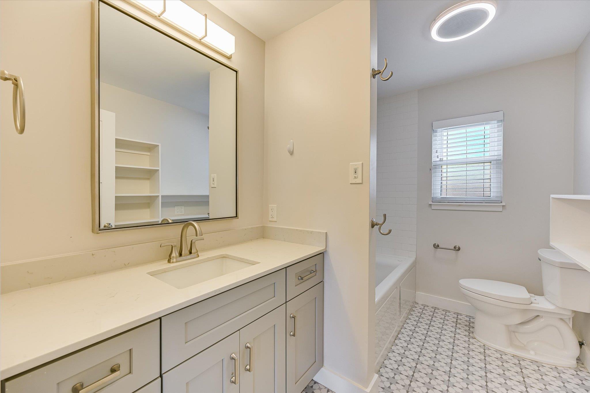 1201 Dailey Ave, Austin, TX 78703