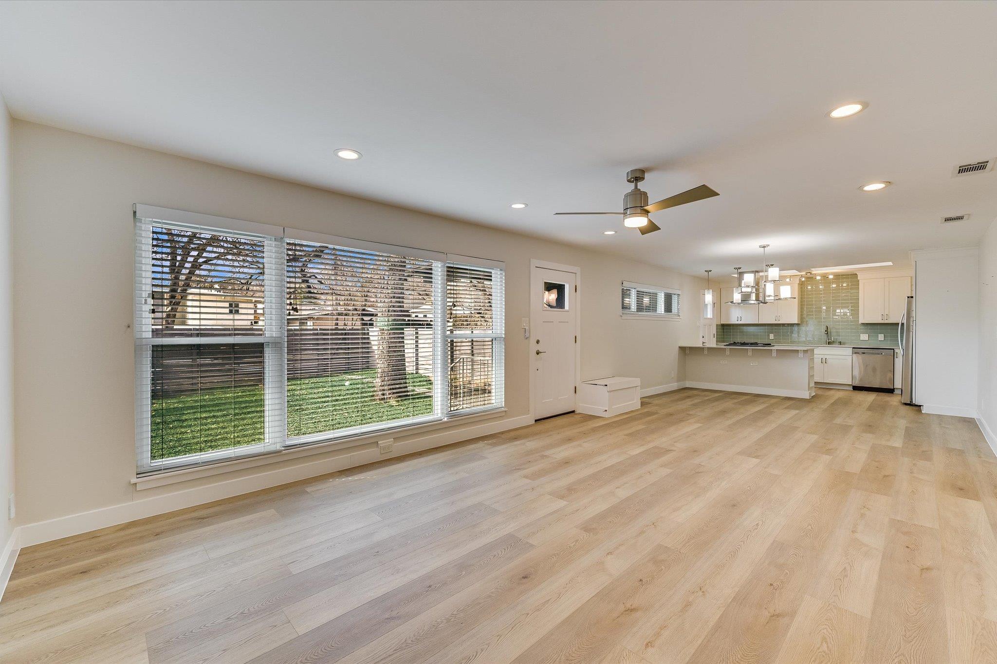 1201 Dailey Ave, Austin, TX 78703