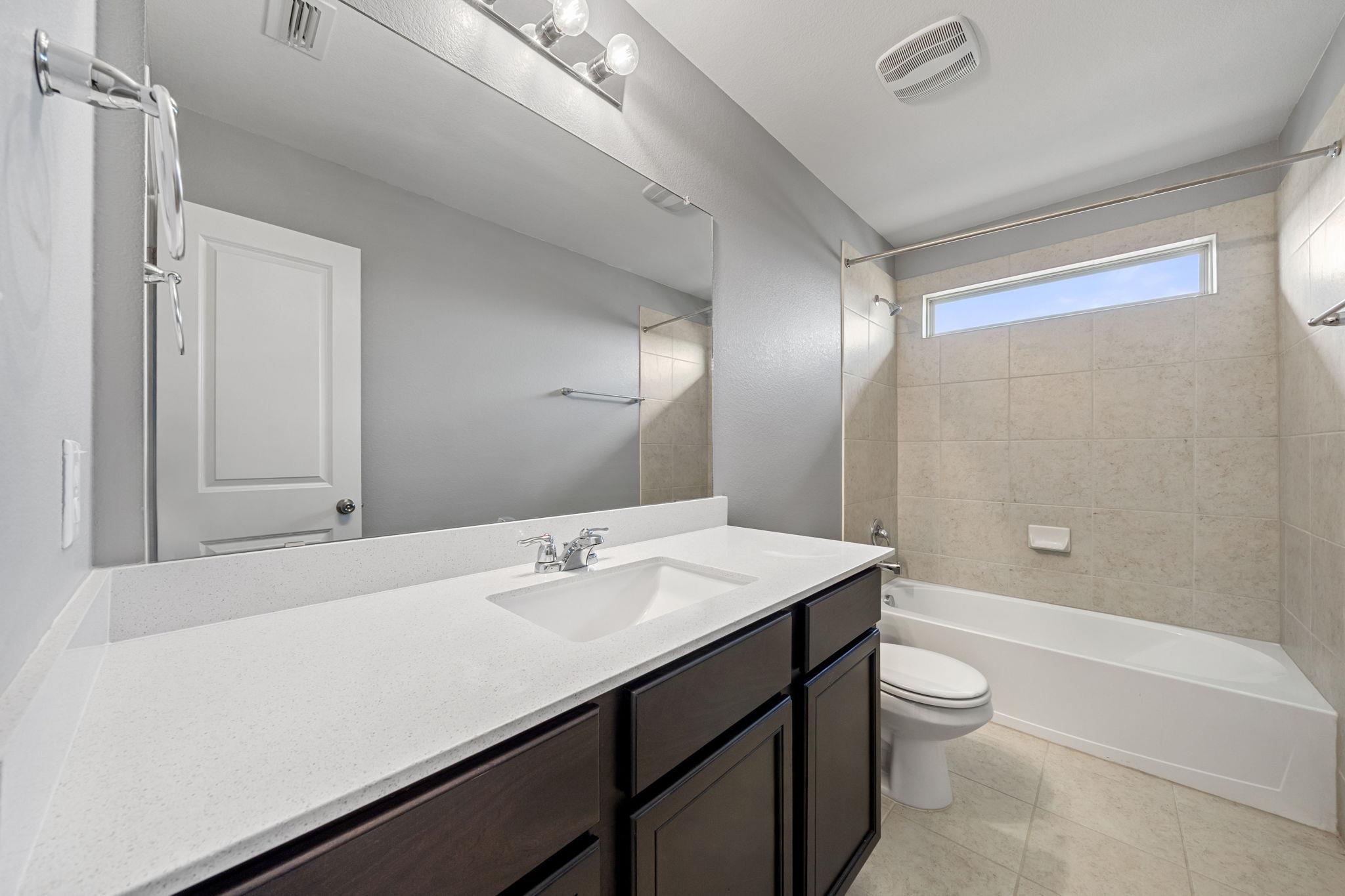 436 Spinnaker Loop, Kyle, TX 78640