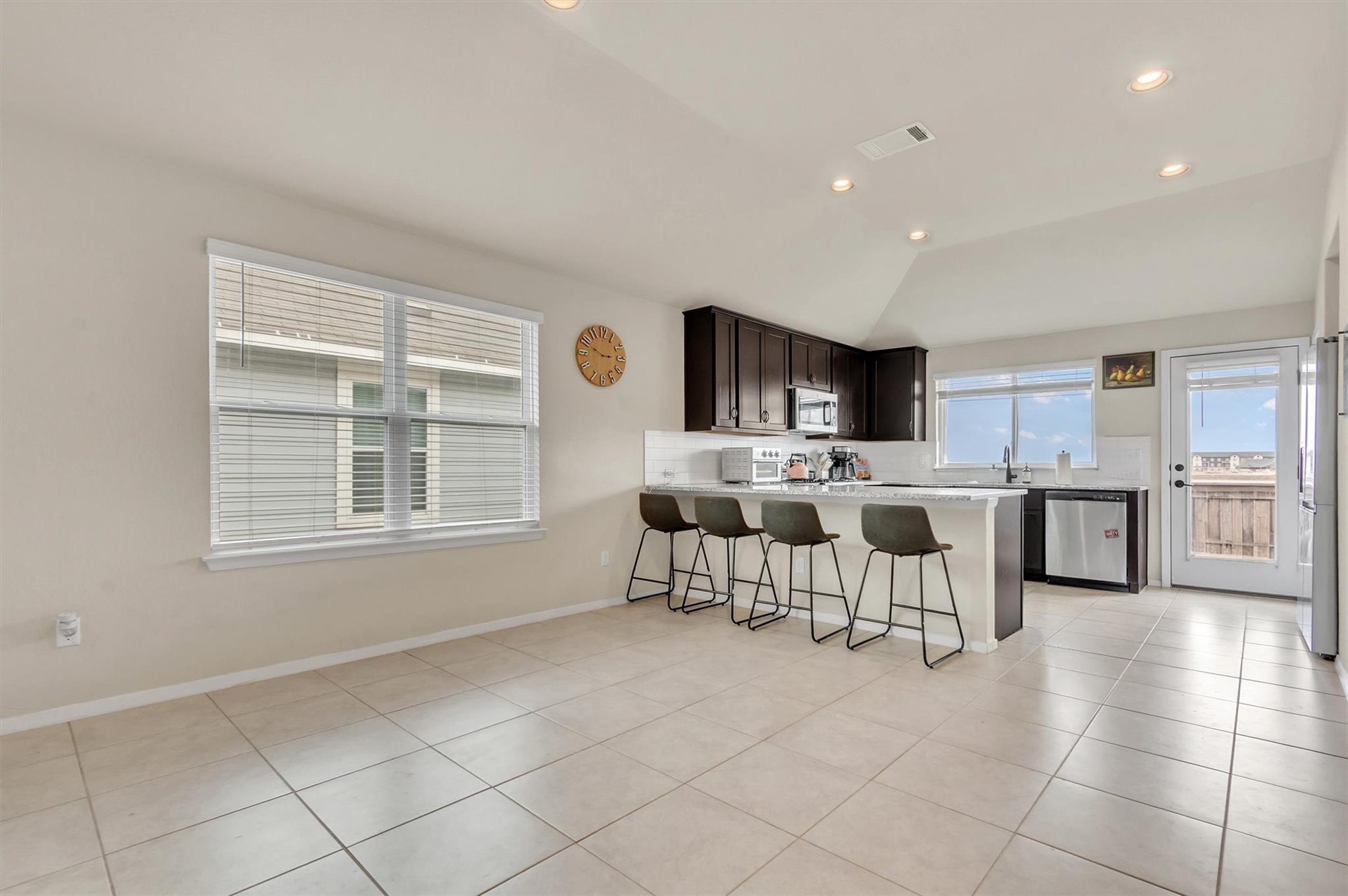 460 Delta Crst, Maxwell, TX 78656