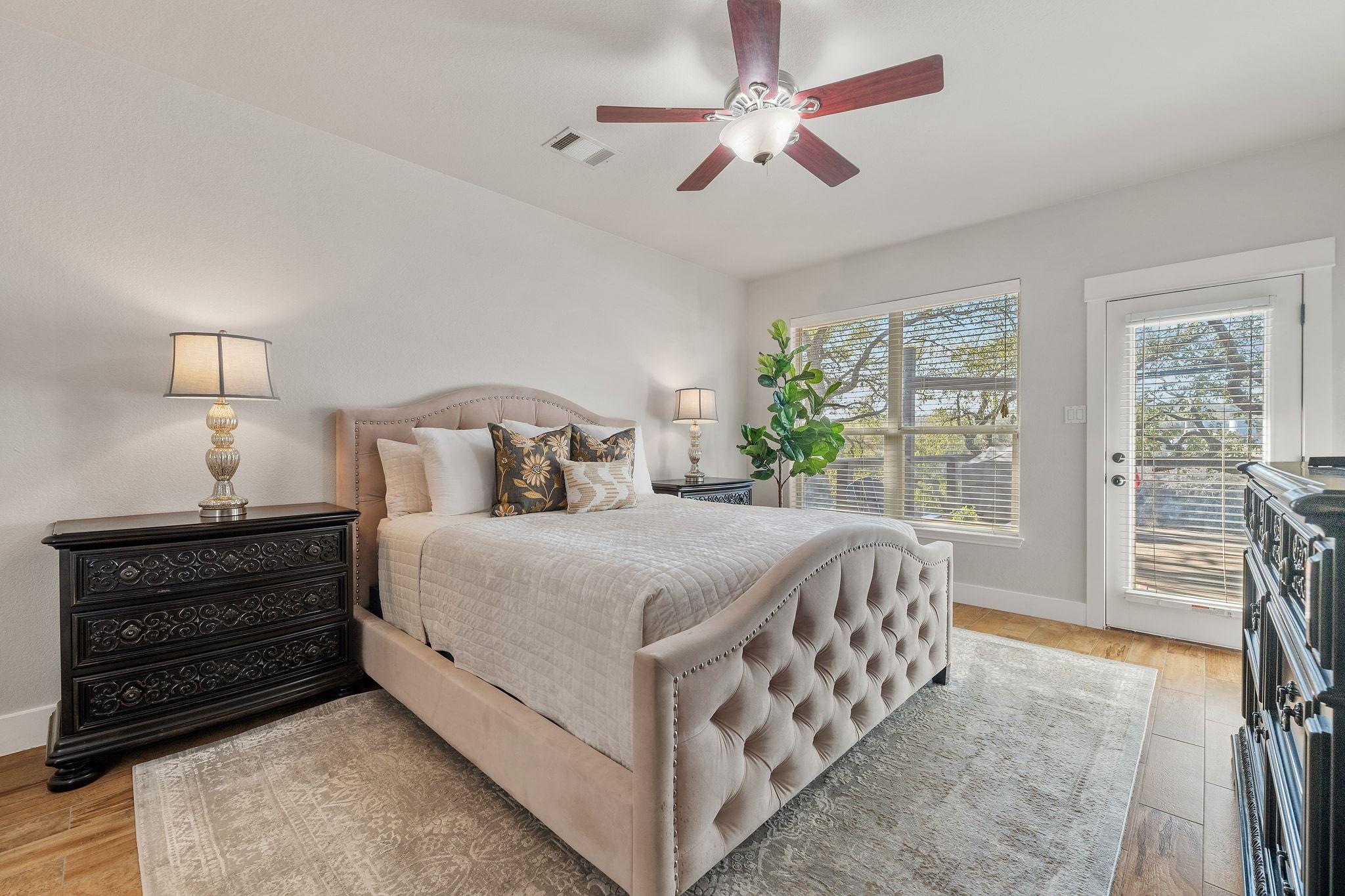 22008 Briarcliff Dr, Spicewood, TX 78669