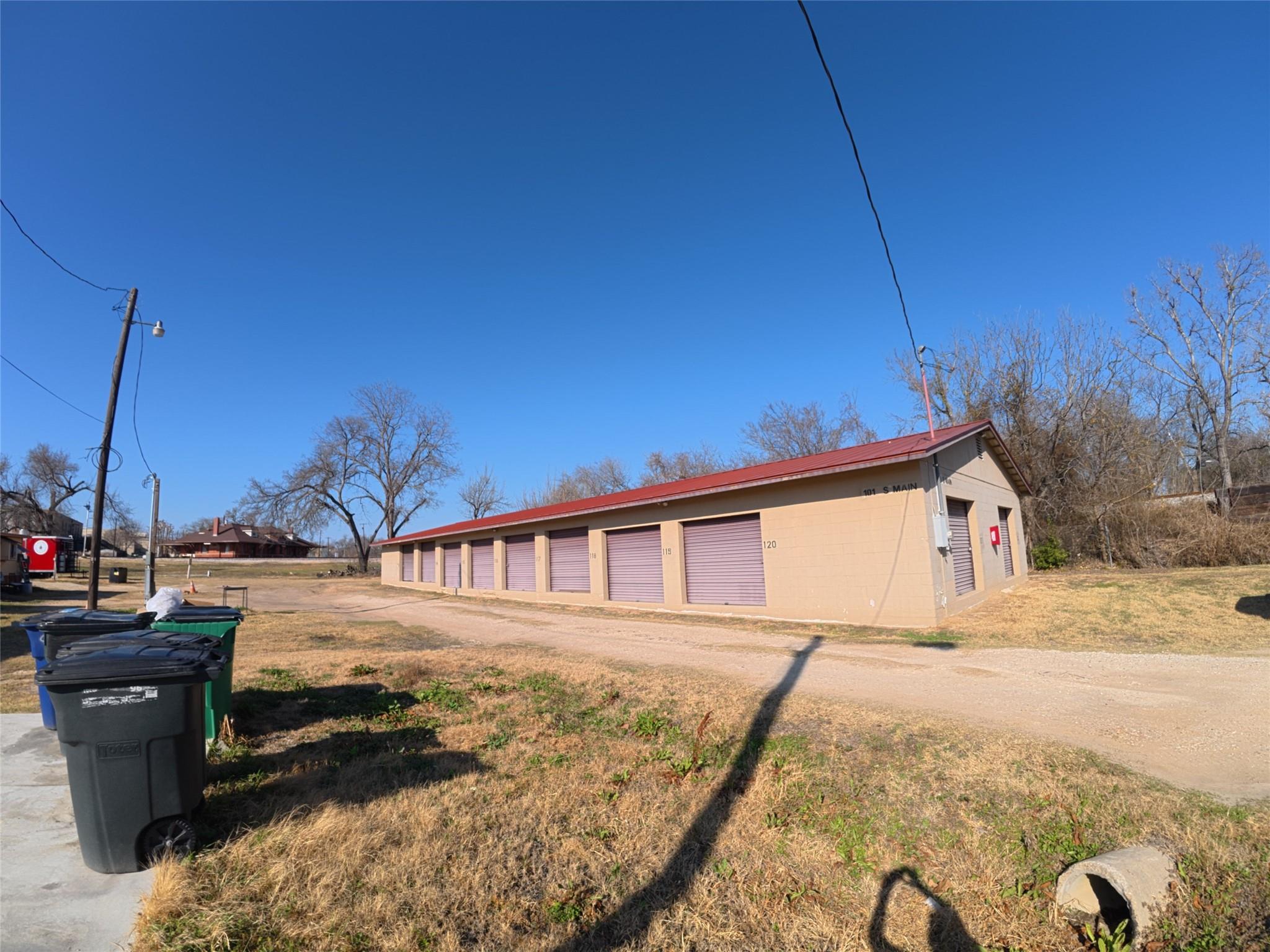 101 & 309 S Main St # A, Elgin, TX 78621