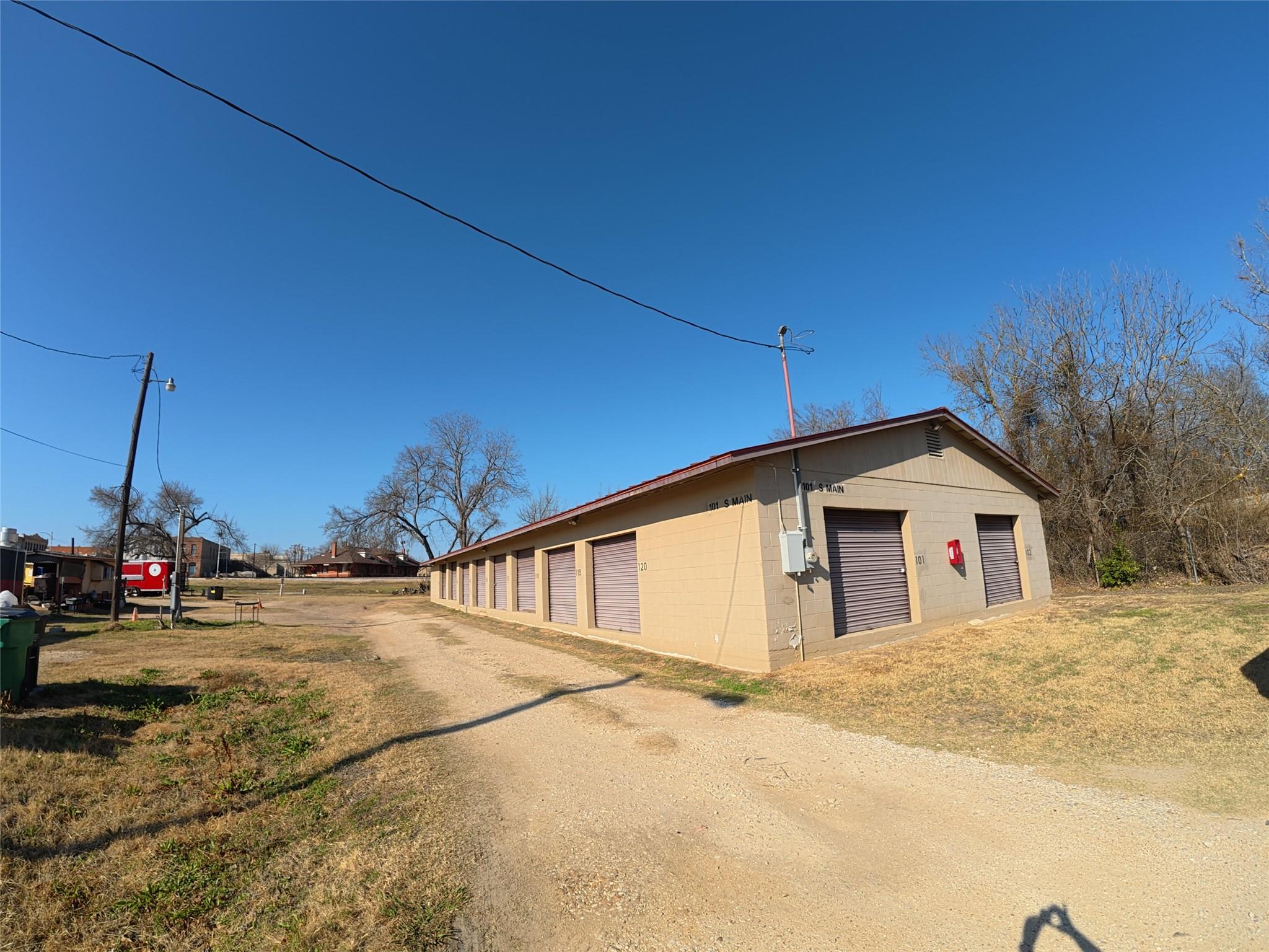 101 & 309 S Main St # A, Elgin, TX 78621