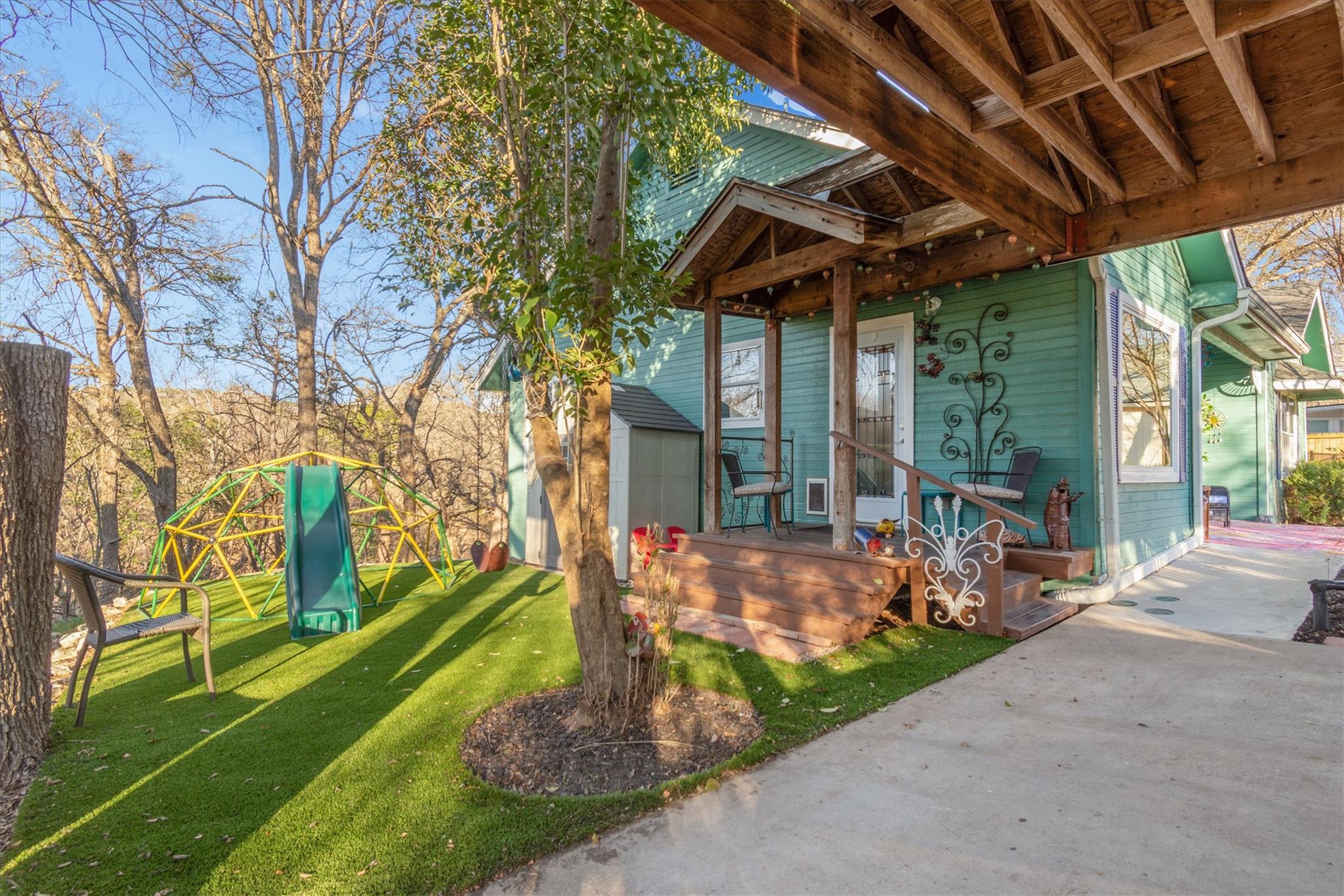 2812 Saratoga Dr, Austin, TX 78733