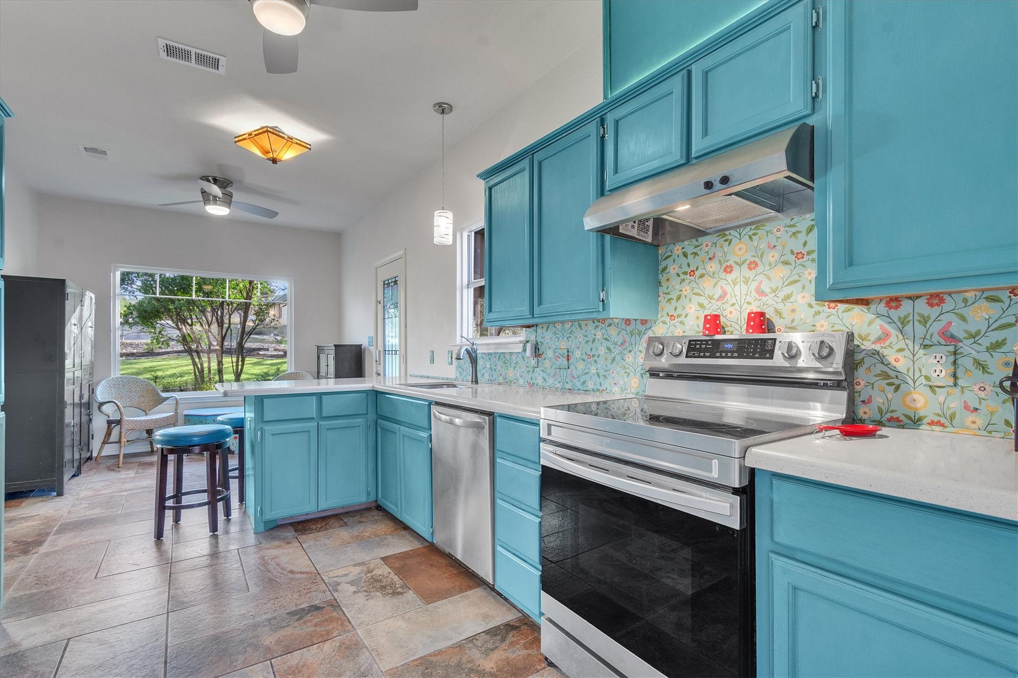 2812 Saratoga Dr, Austin, TX 78733