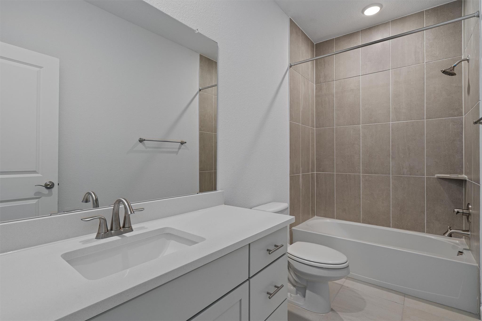 208 Lodestone Ln, Austin, TX 78738