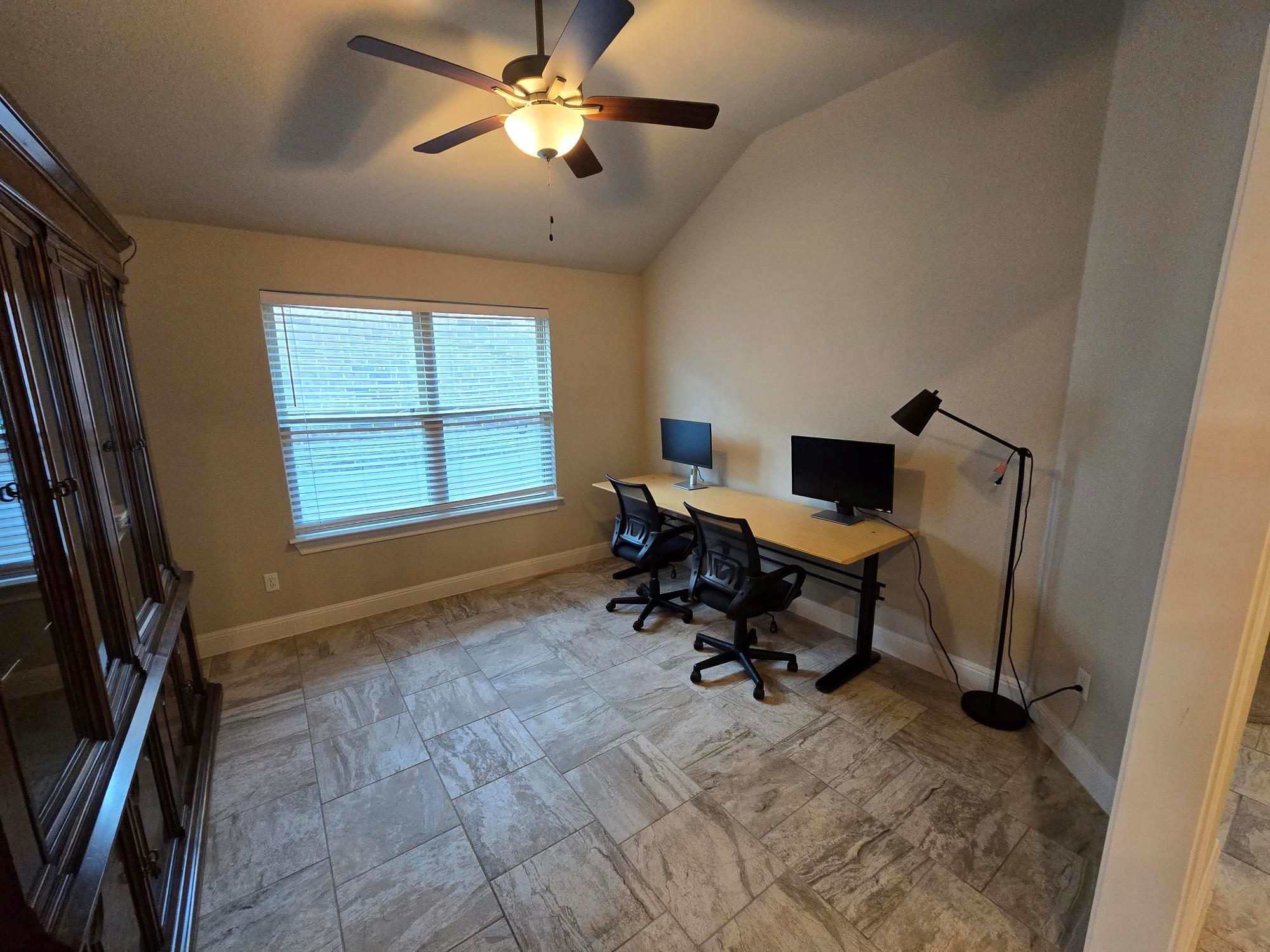 539 Tanda Ln, Hutto, TX 78634