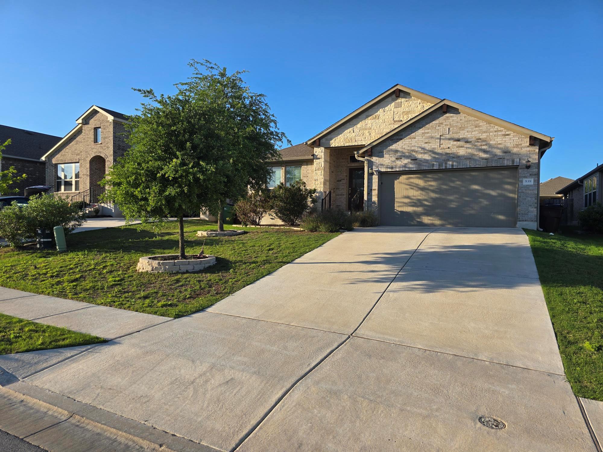 539 Tanda Ln, Hutto, TX 78634