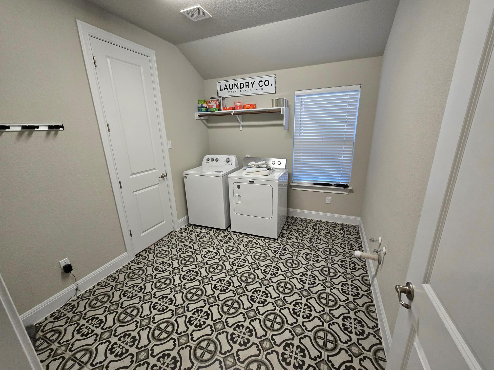 539 Tanda Ln, Hutto, TX 78634