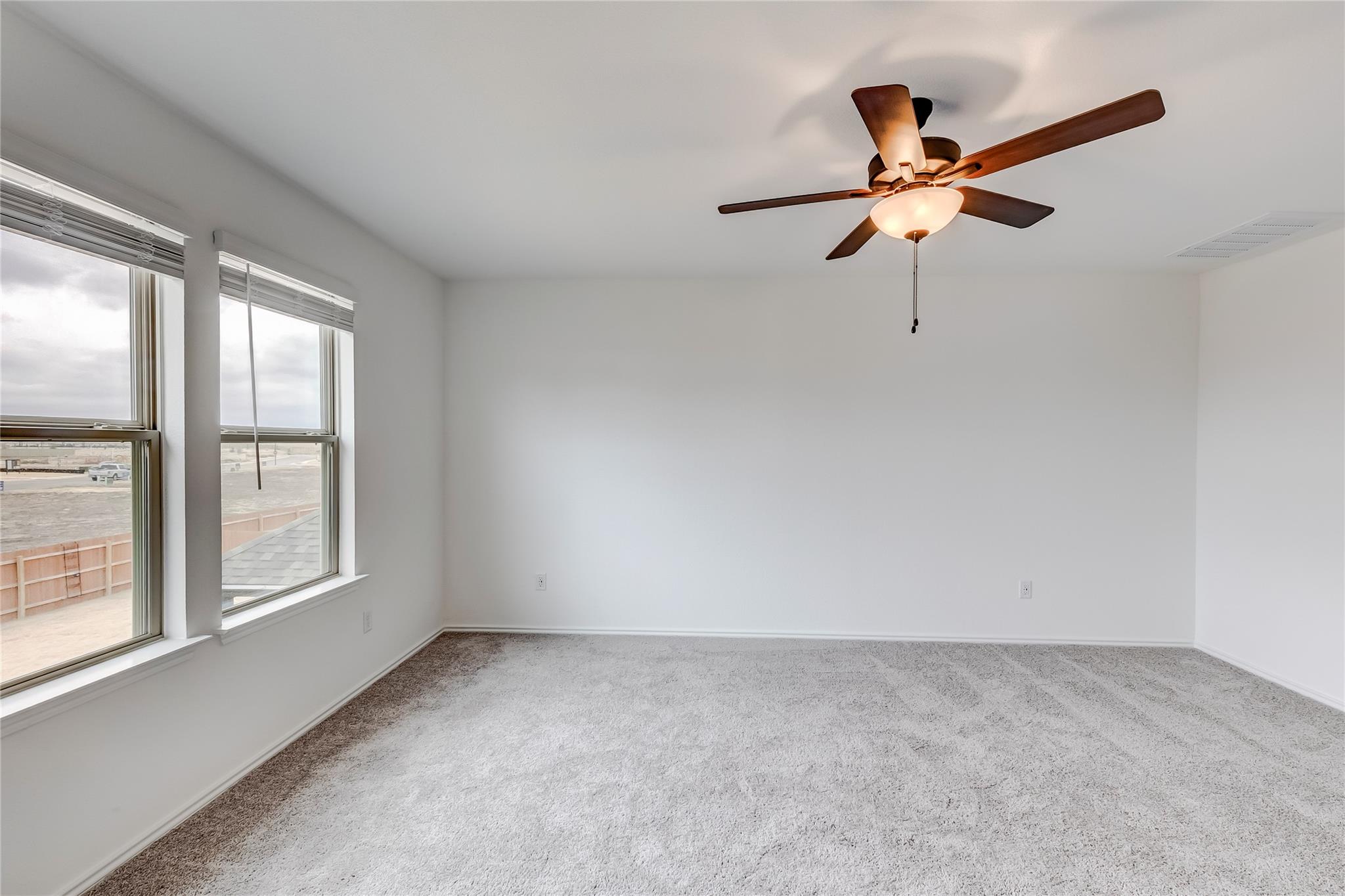 132 Ventura Dr, Liberty Hill, TX 78642