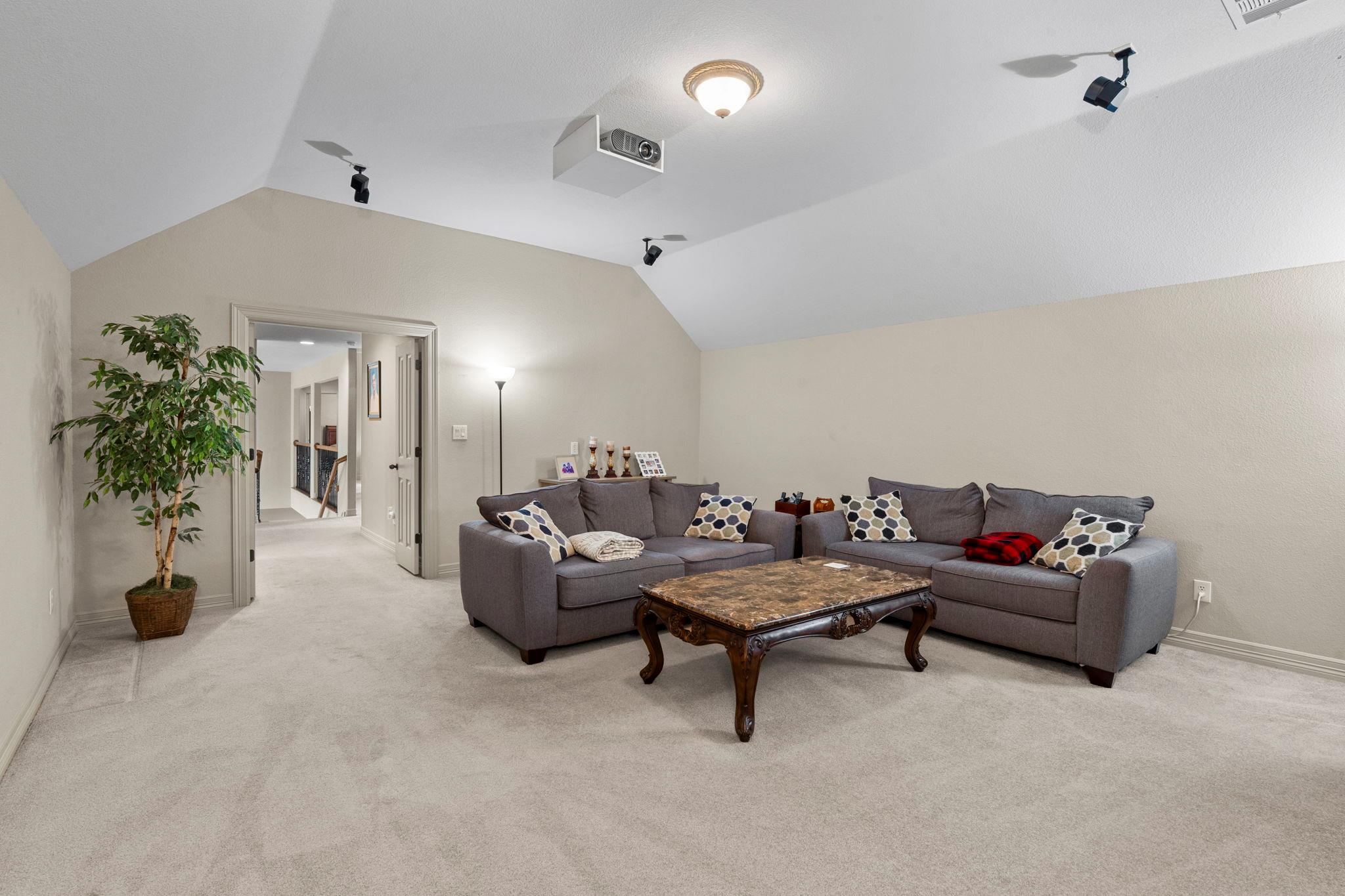 239 Whitney Run, Buda, TX 78610