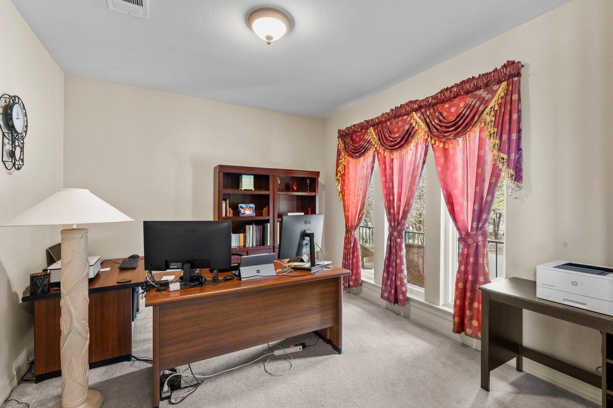 239 Whitney Run, Buda, TX 78610