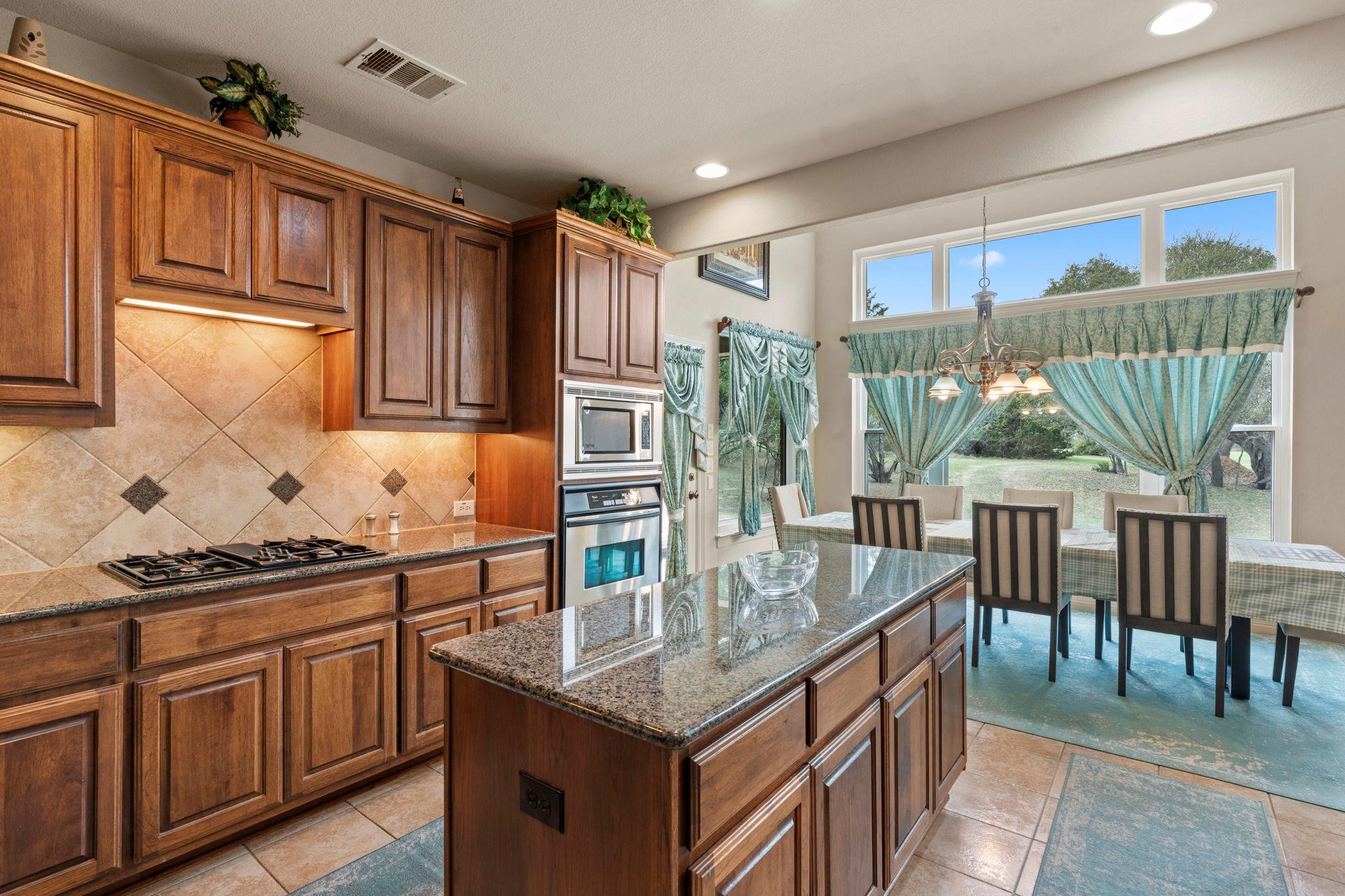 239 Whitney Run, Buda, TX 78610