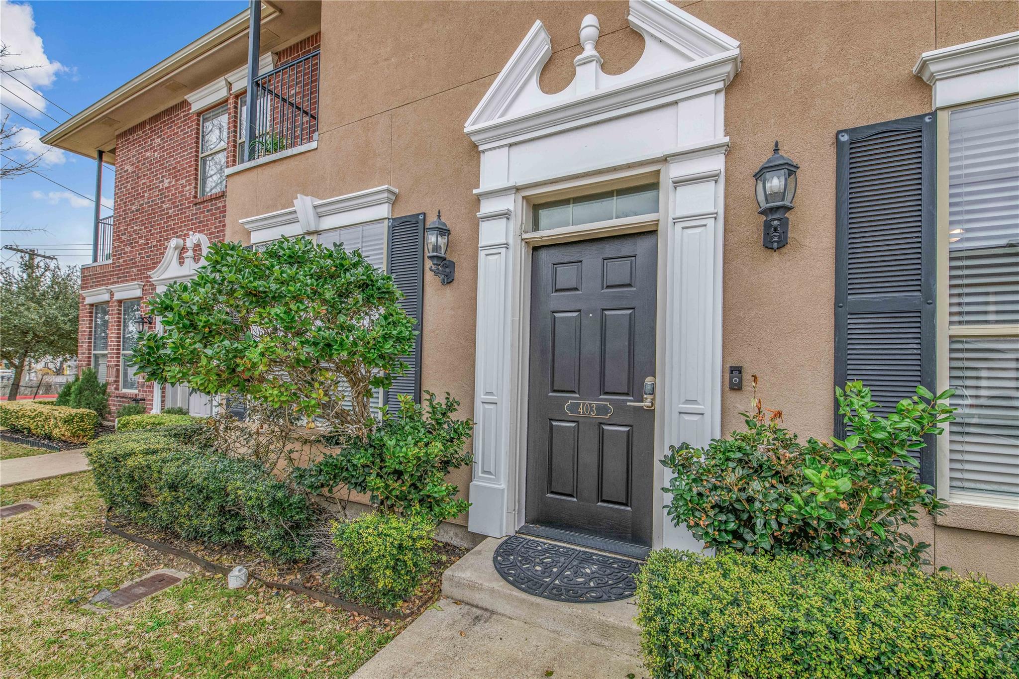 403 Forest Dr, College Station, TX 77840