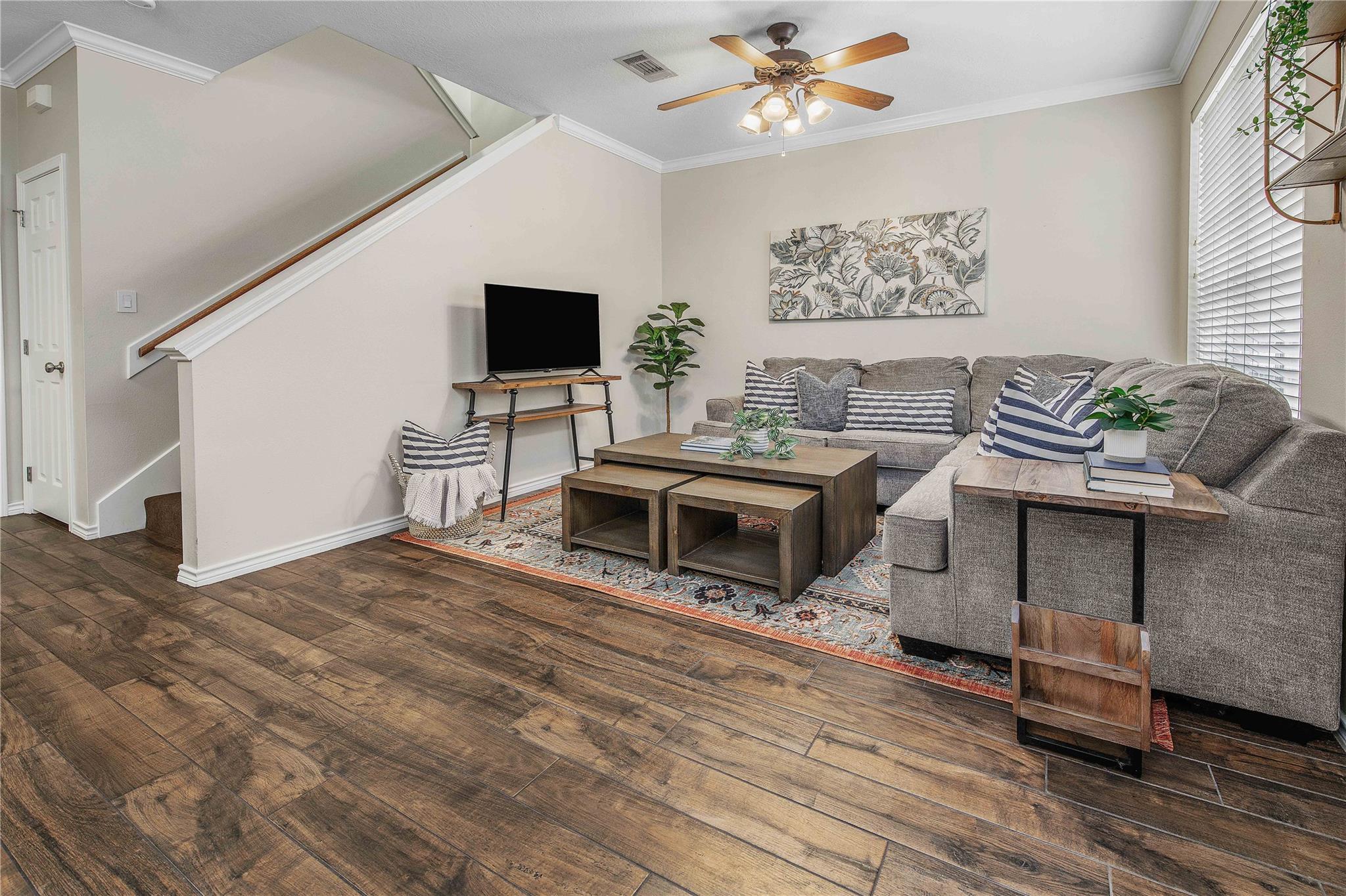 403 Forest Dr, College Station, TX 77840