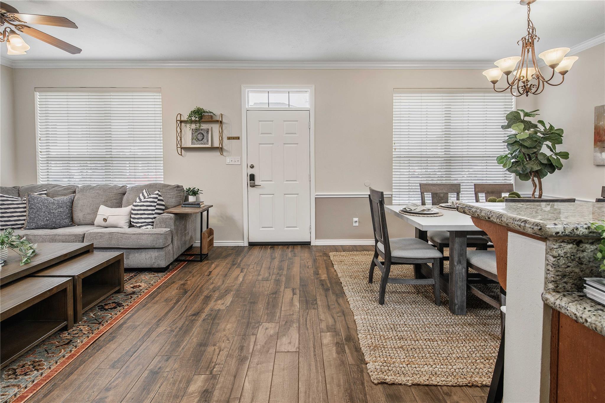 403 Forest Dr, College Station, TX 77840