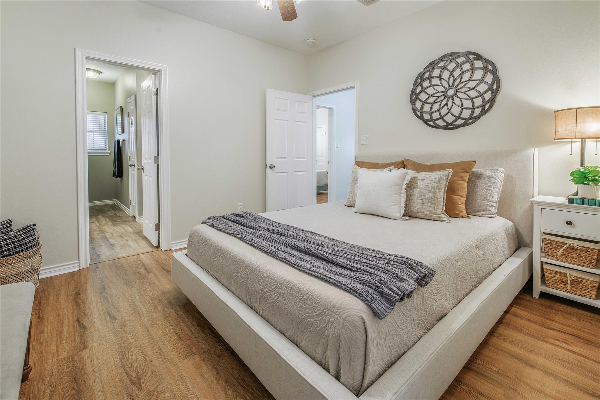 403 Forest Dr, College Station, TX 77840