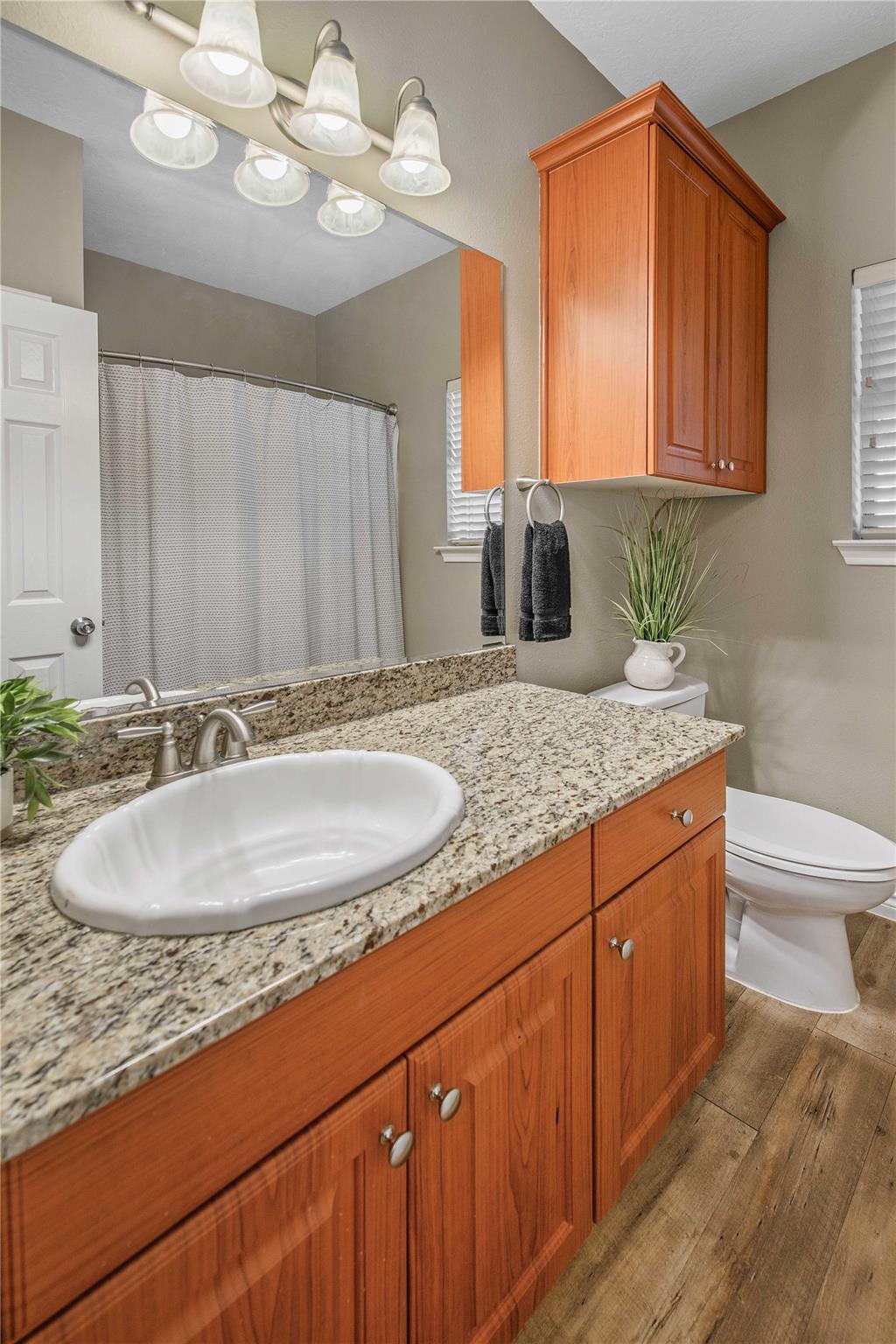 403 Forest Dr, College Station, TX 77840