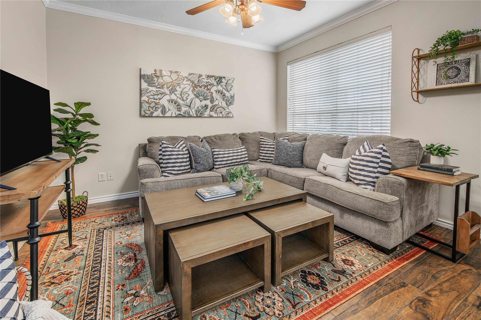 403 Forest Dr, College Station, TX 77840