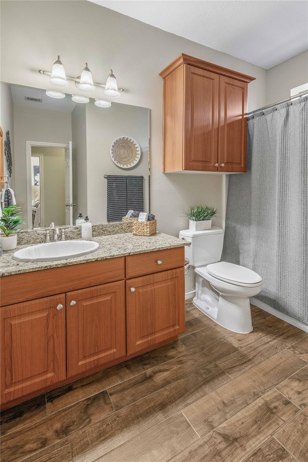 403 Forest Dr, College Station, TX 77840