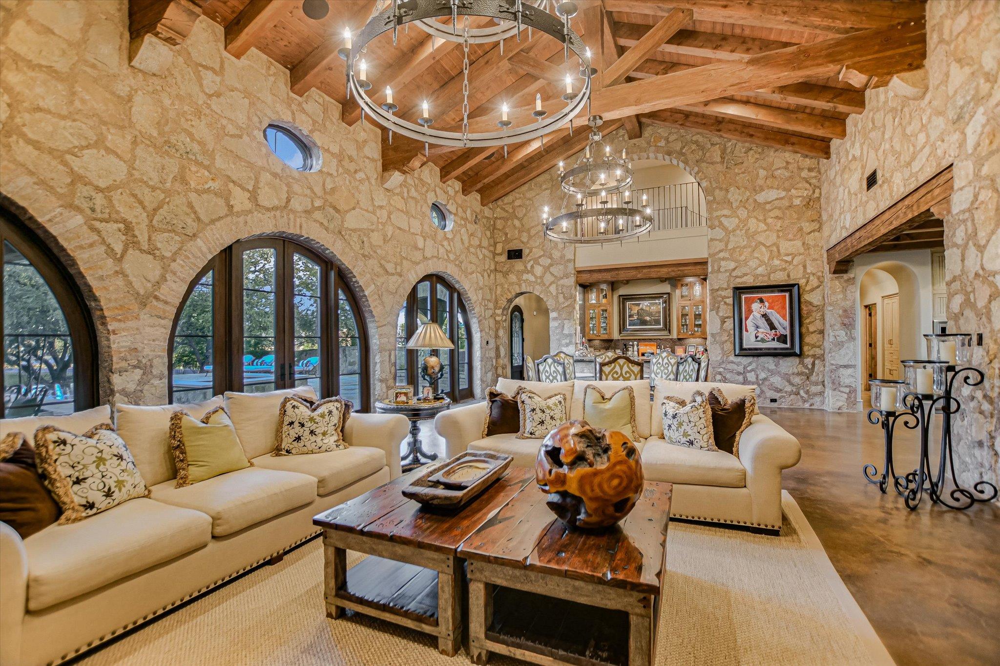 271 La Serena Loop, Horseshoe Bay, TX 78657